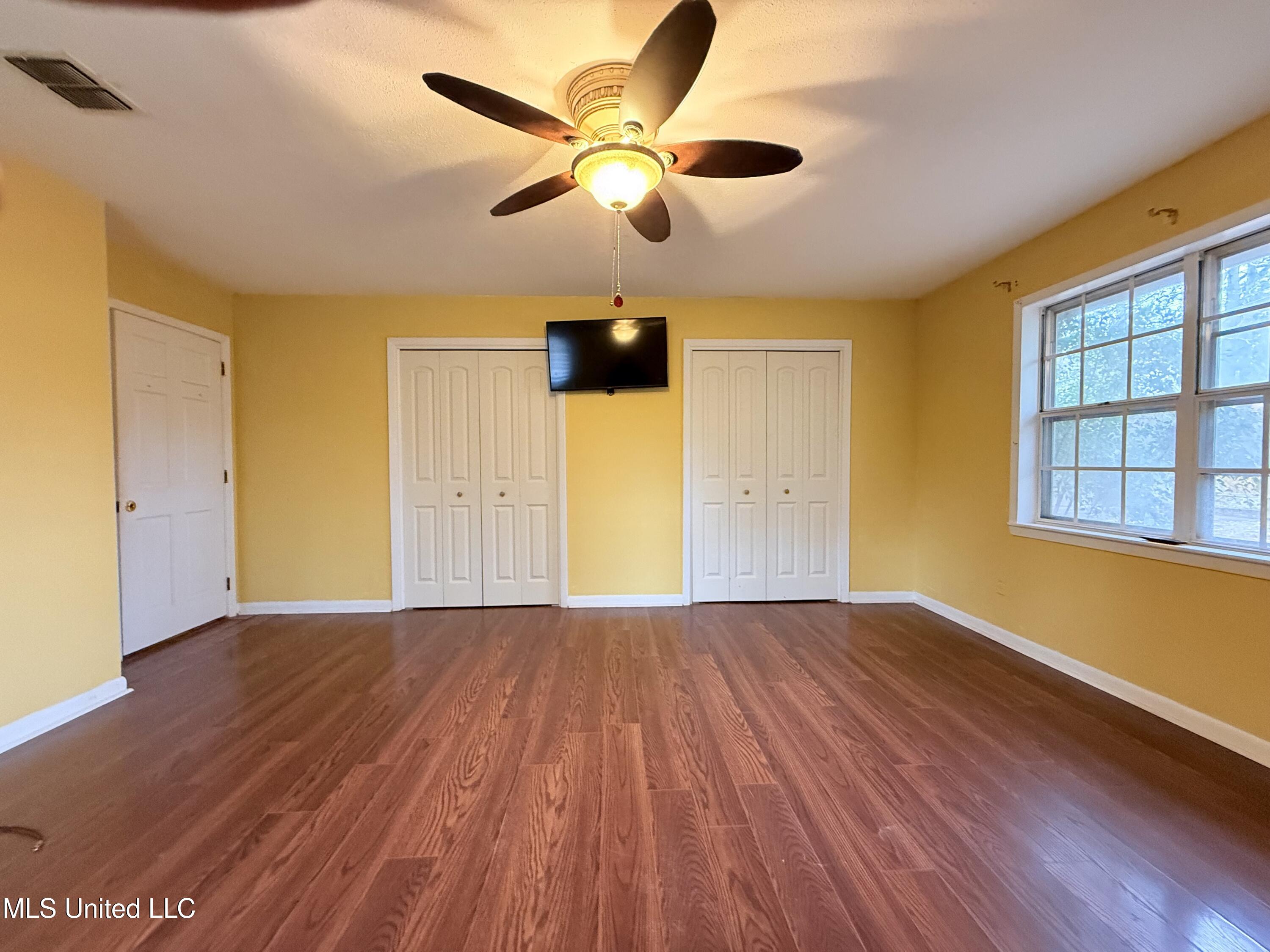 1406 Vermont Avenue Property Photo 16