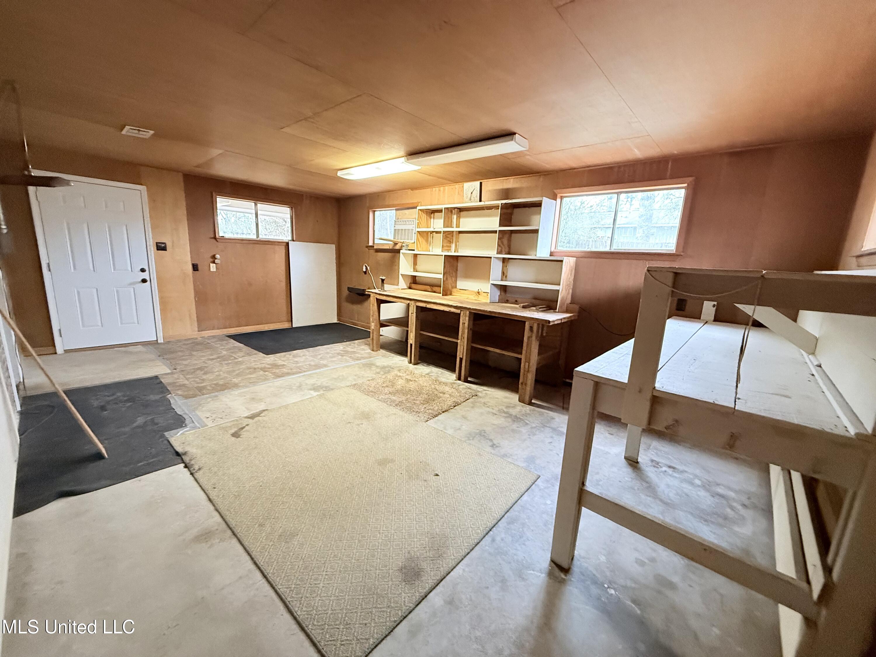 1406 Vermont Avenue Property Photo 22