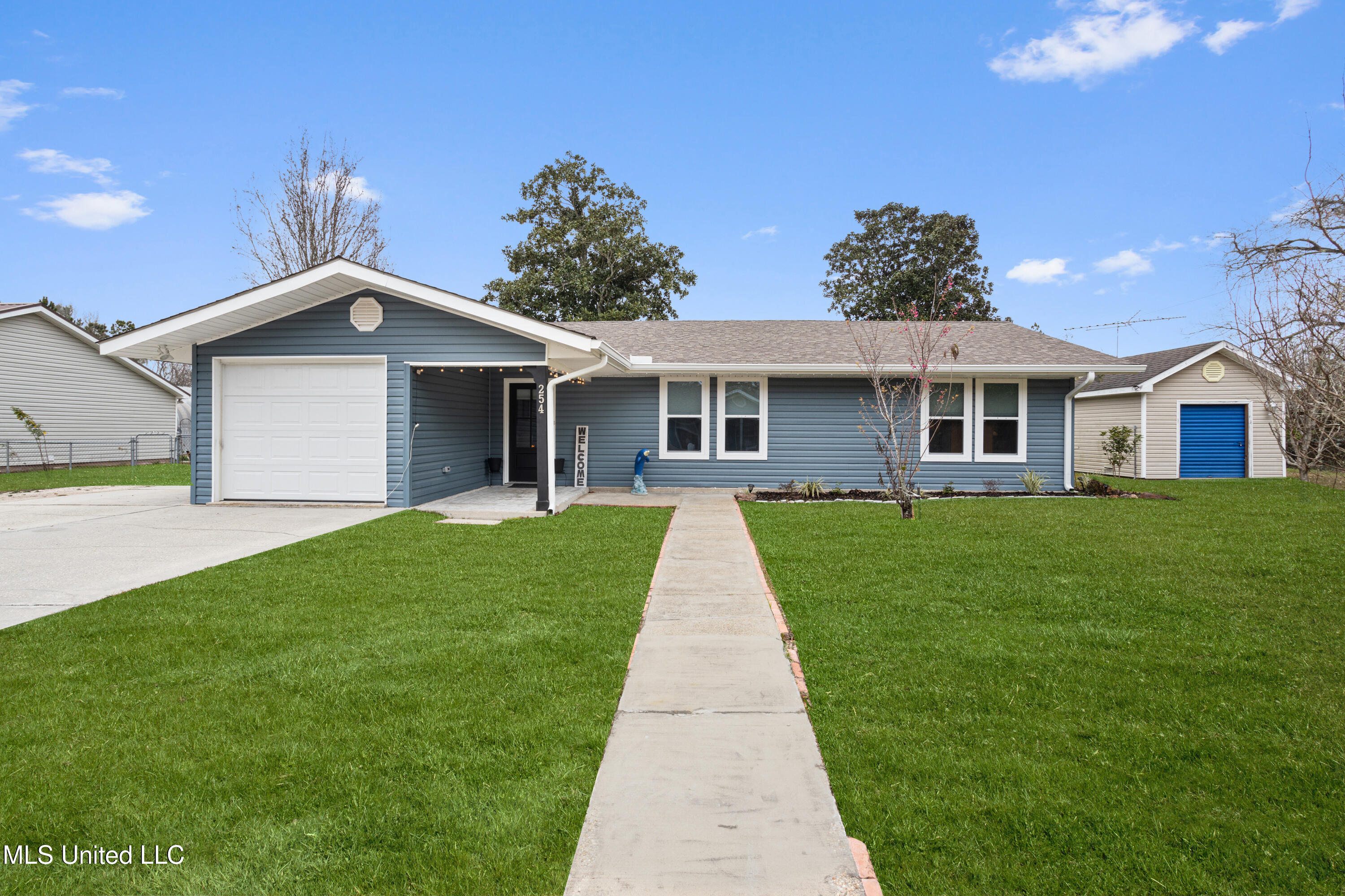 254 Pine Ridge Drive Property Photo 2