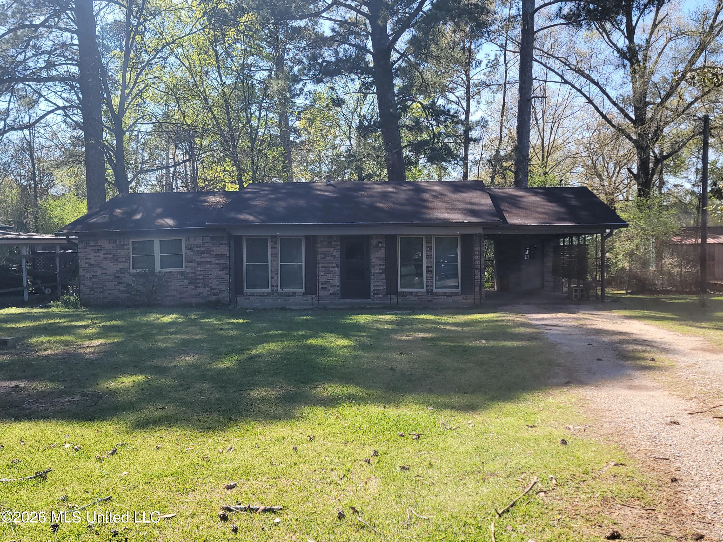 817 Roosevelt Street Property Photo 1