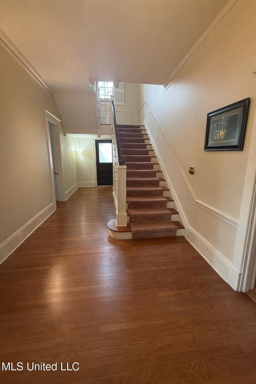 2502 W Claiborne Avenue Property Photo 6
