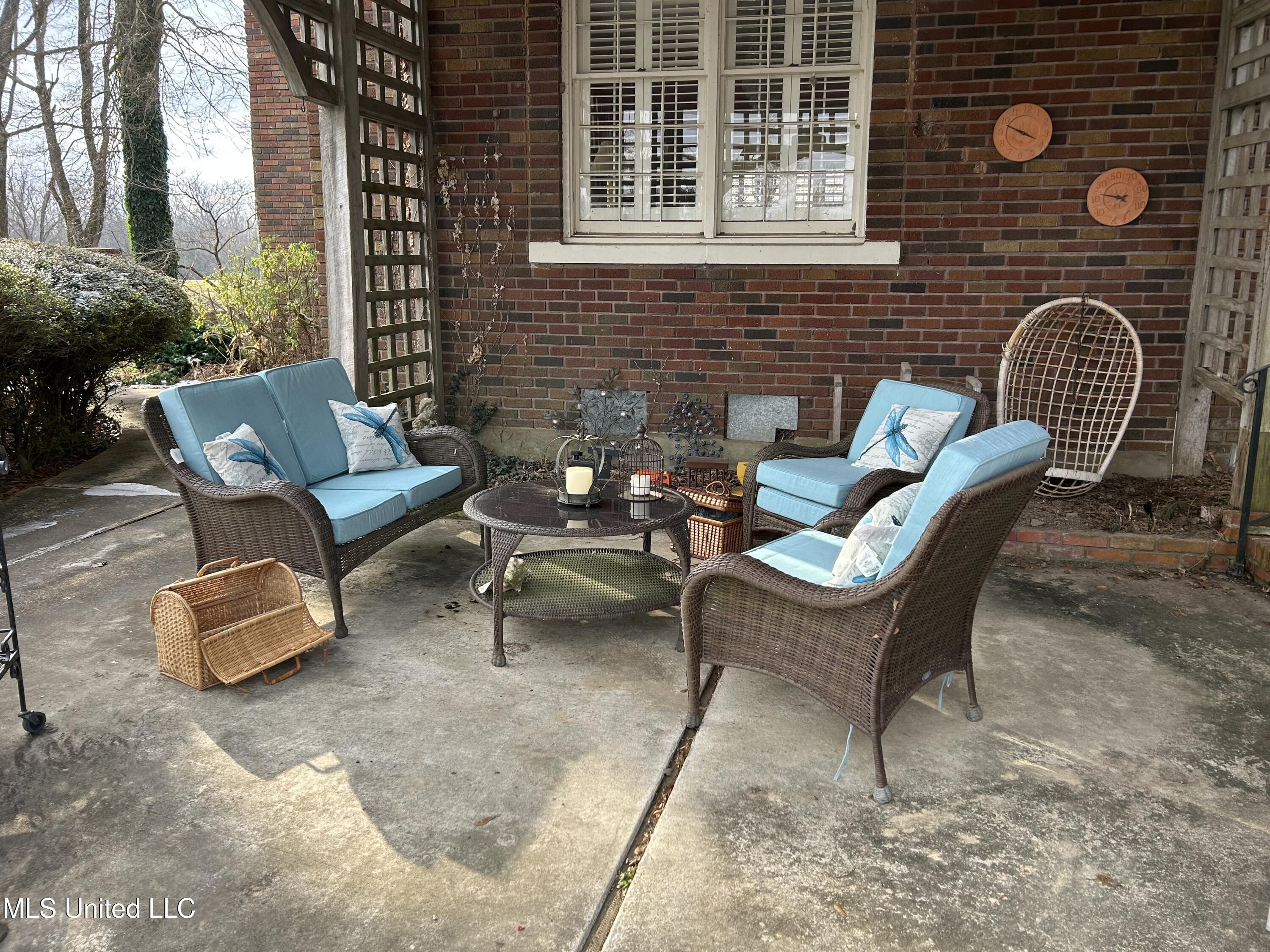 2502 W Claiborne Avenue Property Photo 26