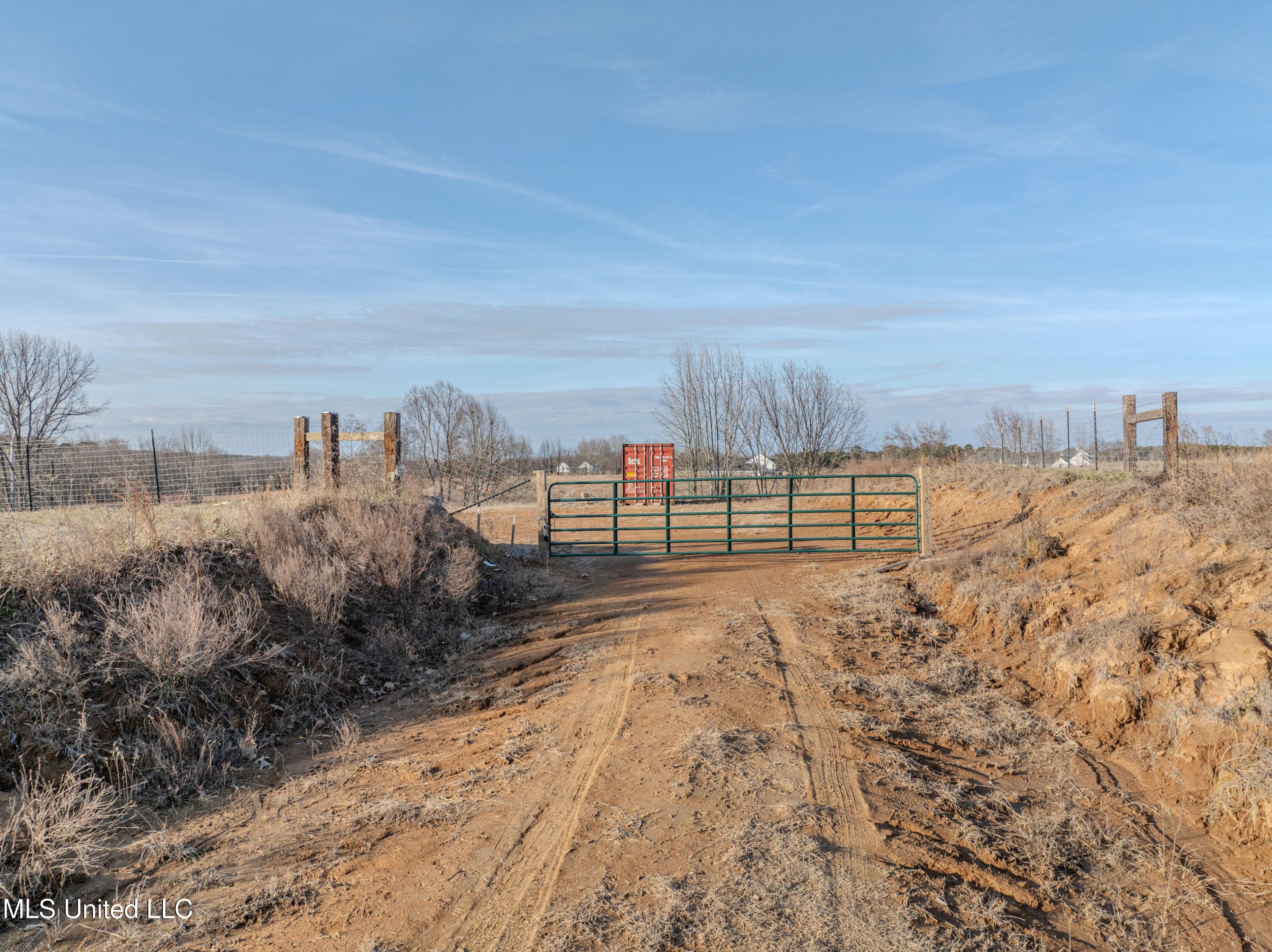 2 Boggan Lane Property Photo 5