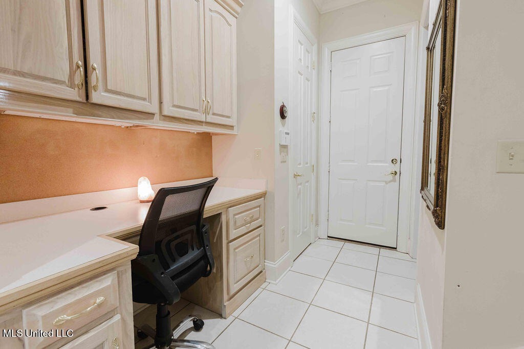 101 Summer Lake Drive Property Photo 39