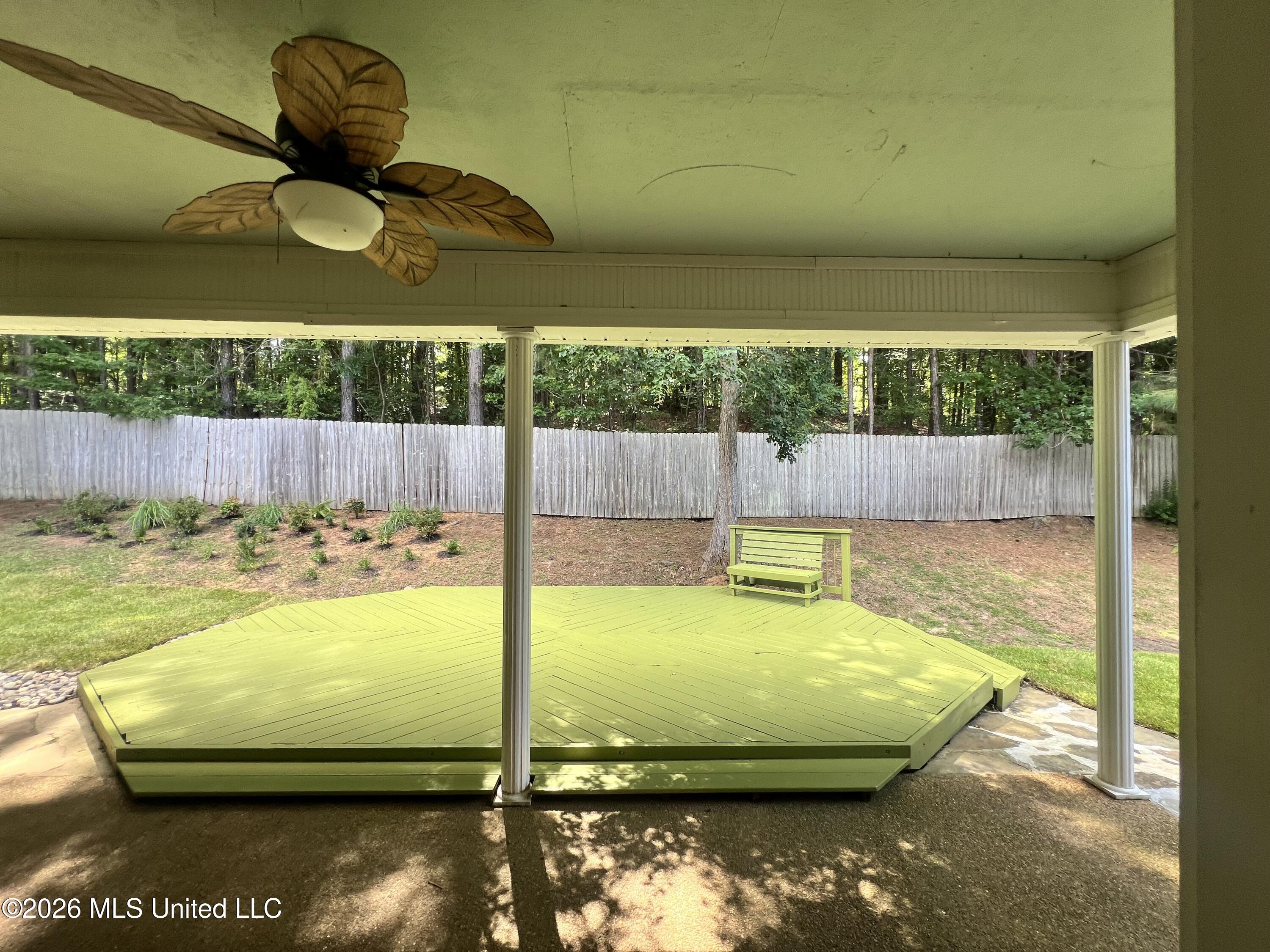619 Hampshire Place Property Photo 60