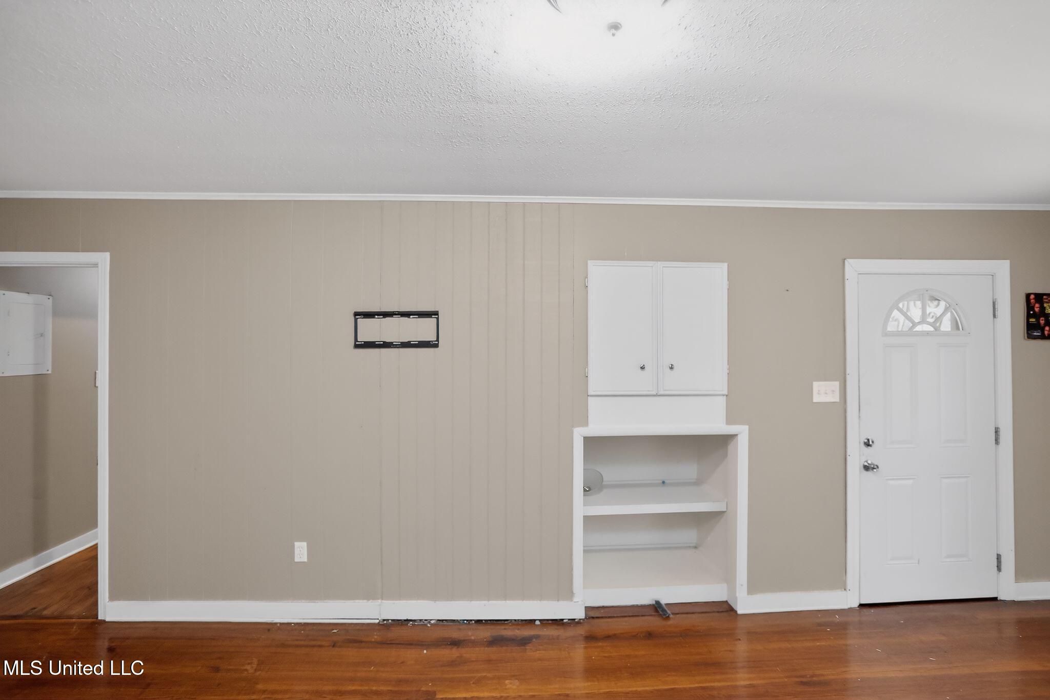 945 Valencia Street Property Photo 5