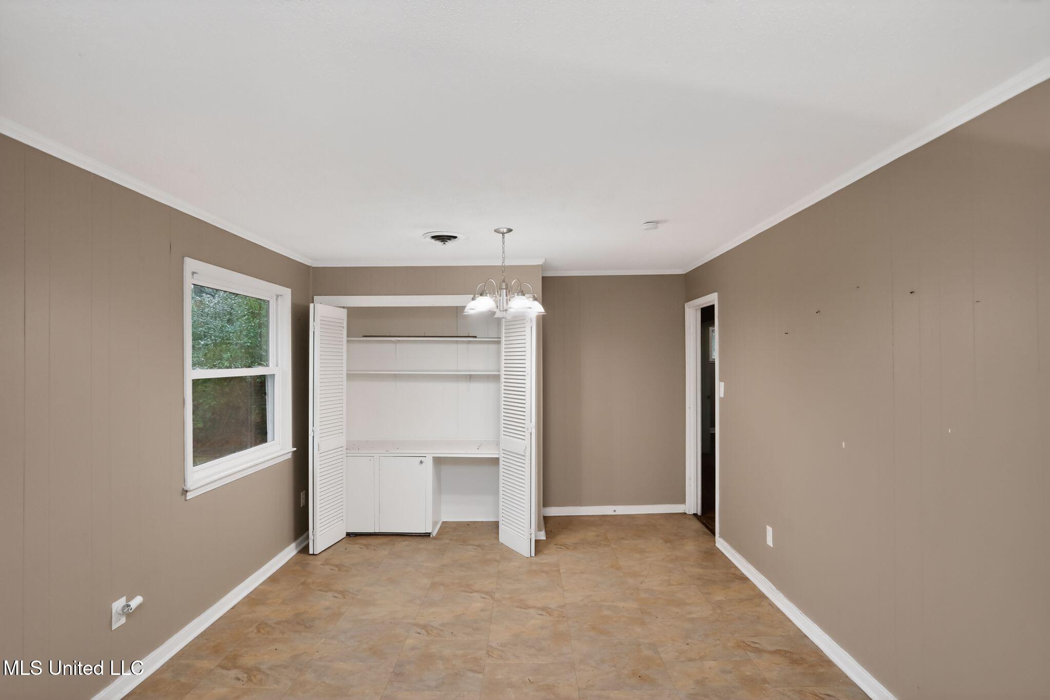 945 Valencia Street Property Photo 15