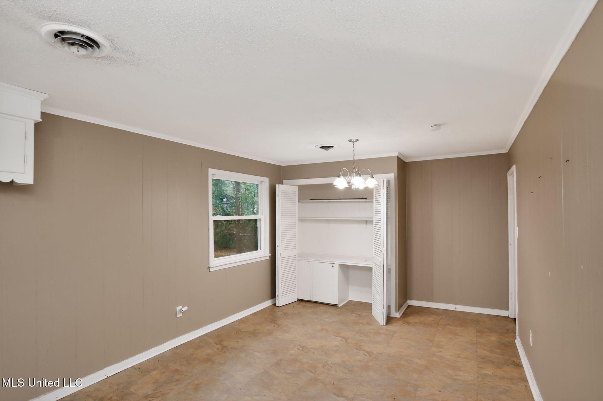 945 Valencia Street Property Photo 16