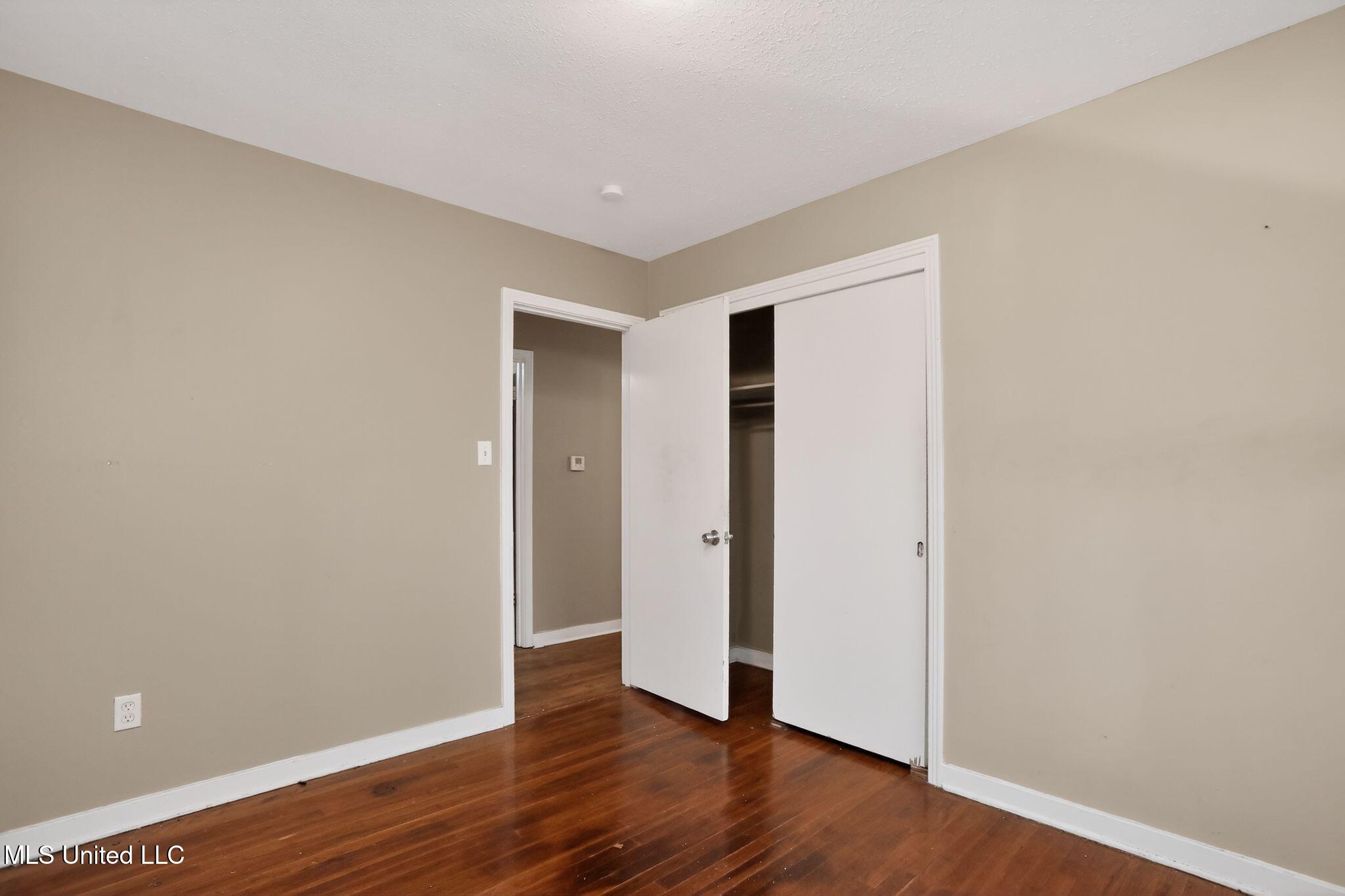 945 Valencia Street Property Photo 18