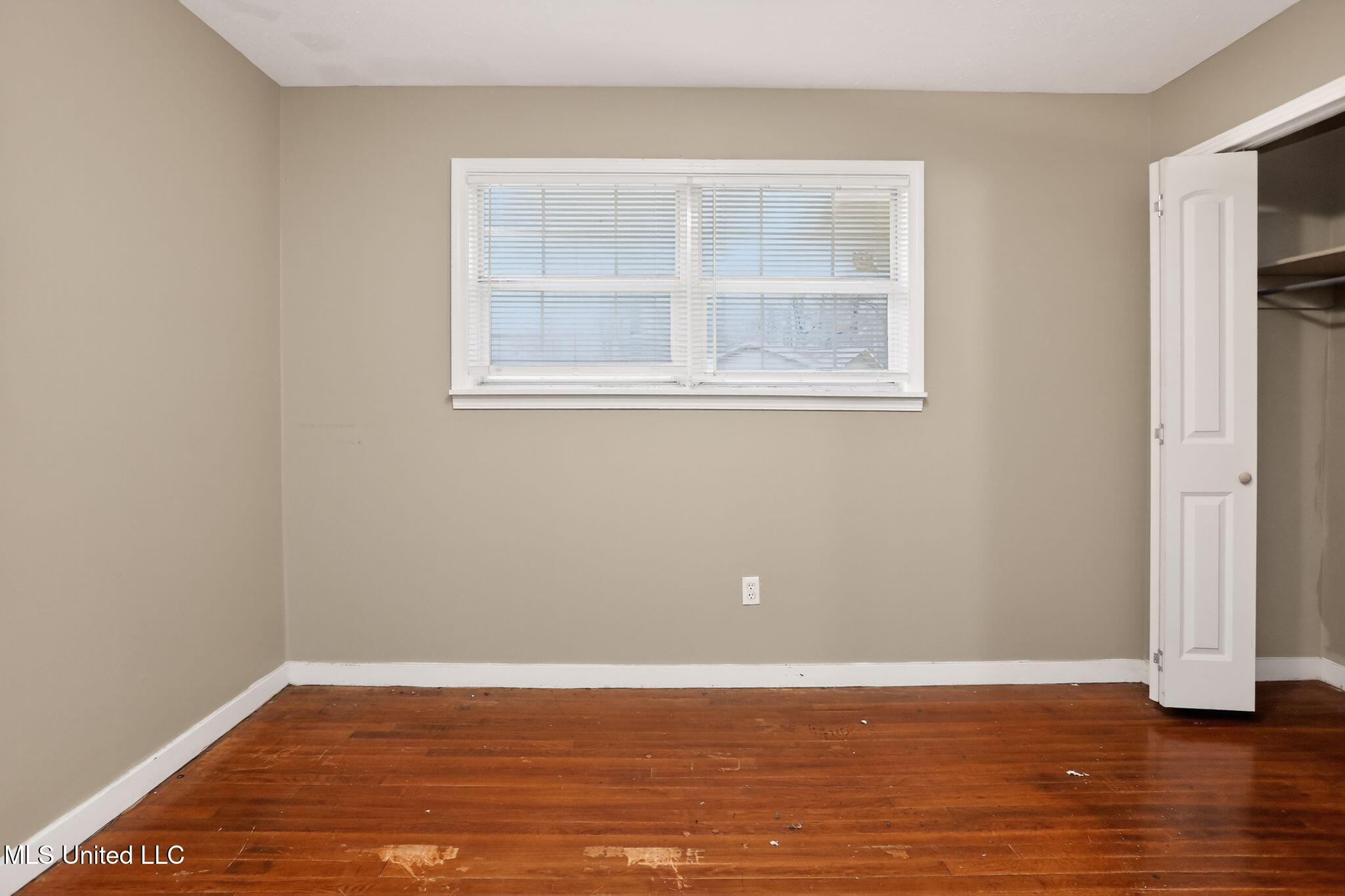 945 Valencia Street Property Photo 25