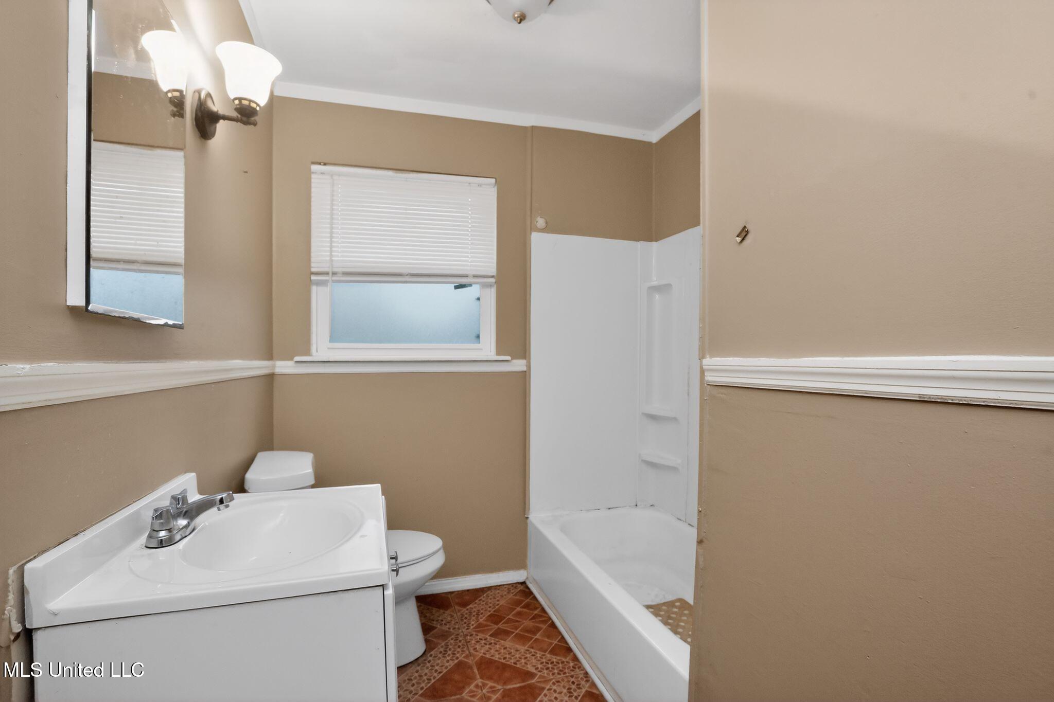 945 Valencia Street Property Photo 26