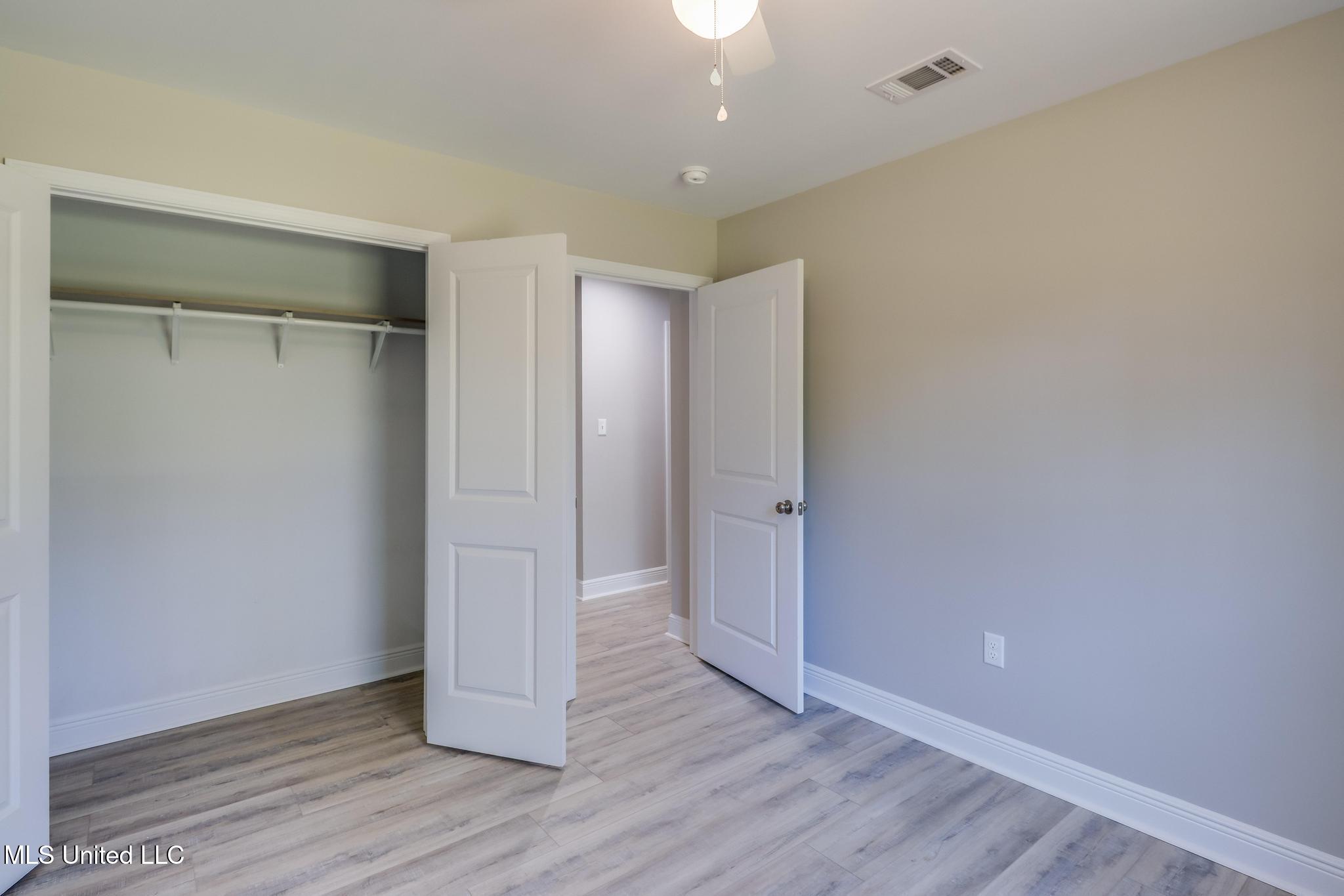 6590 Dummy Line Road Property Photo 20