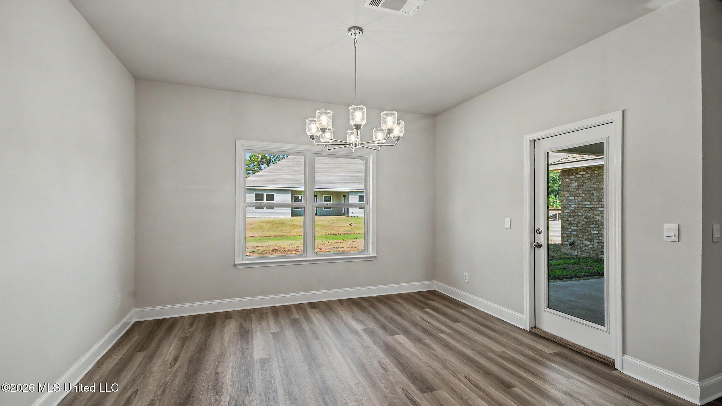601 S Coral Lane Property Photo 13