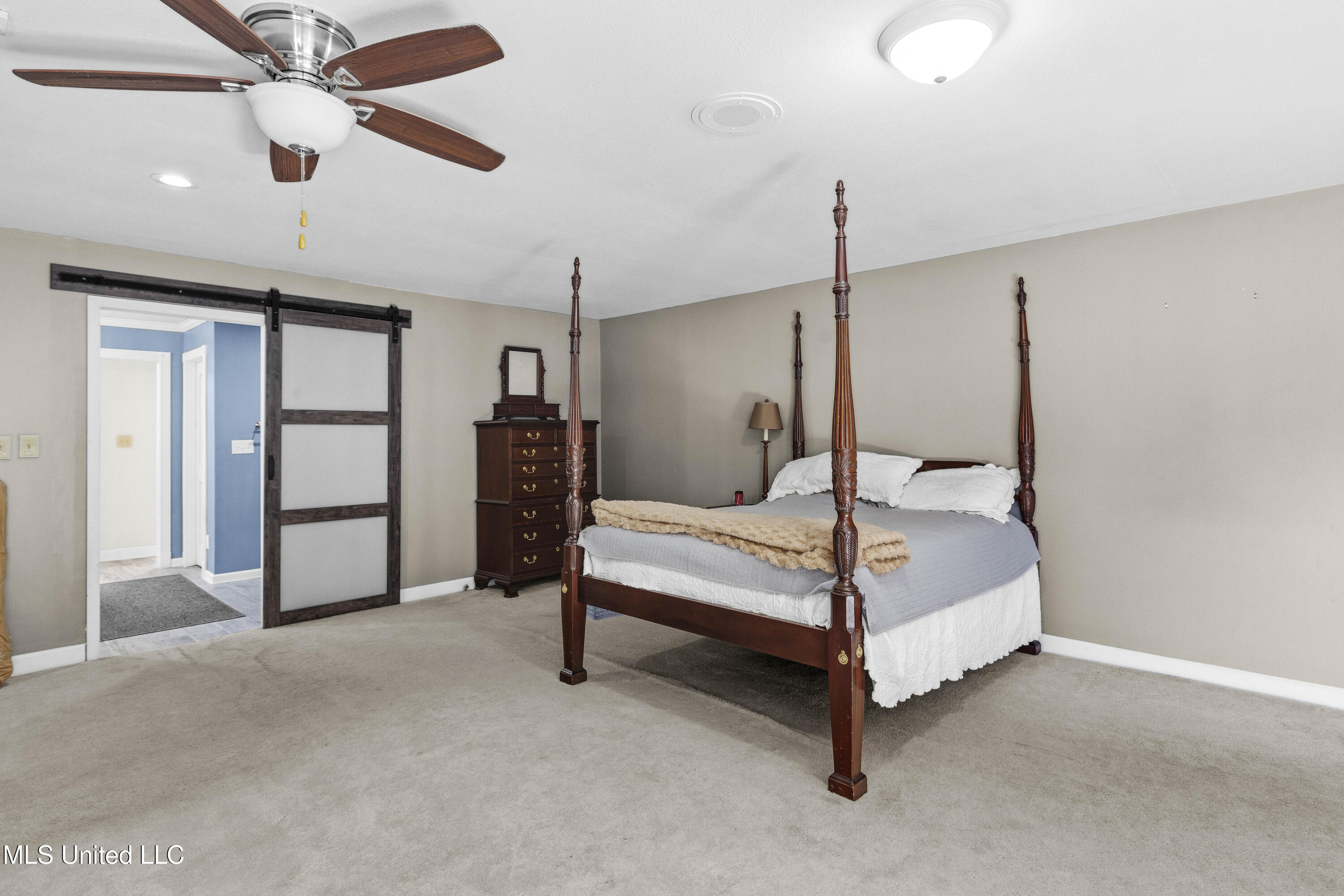 102 Creekwood Drive Property Photo 34