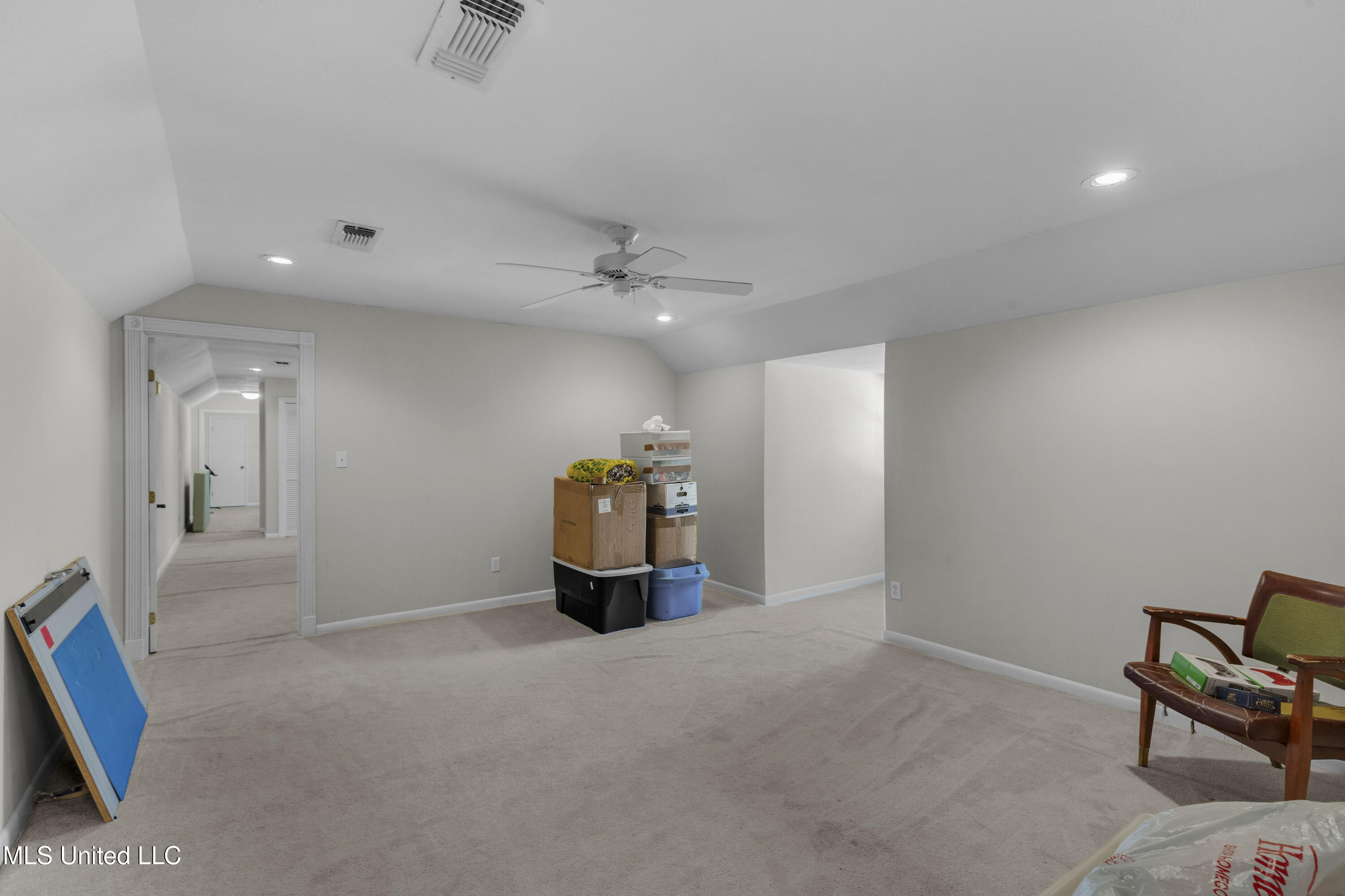 102 Creekwood Drive Property Photo 53