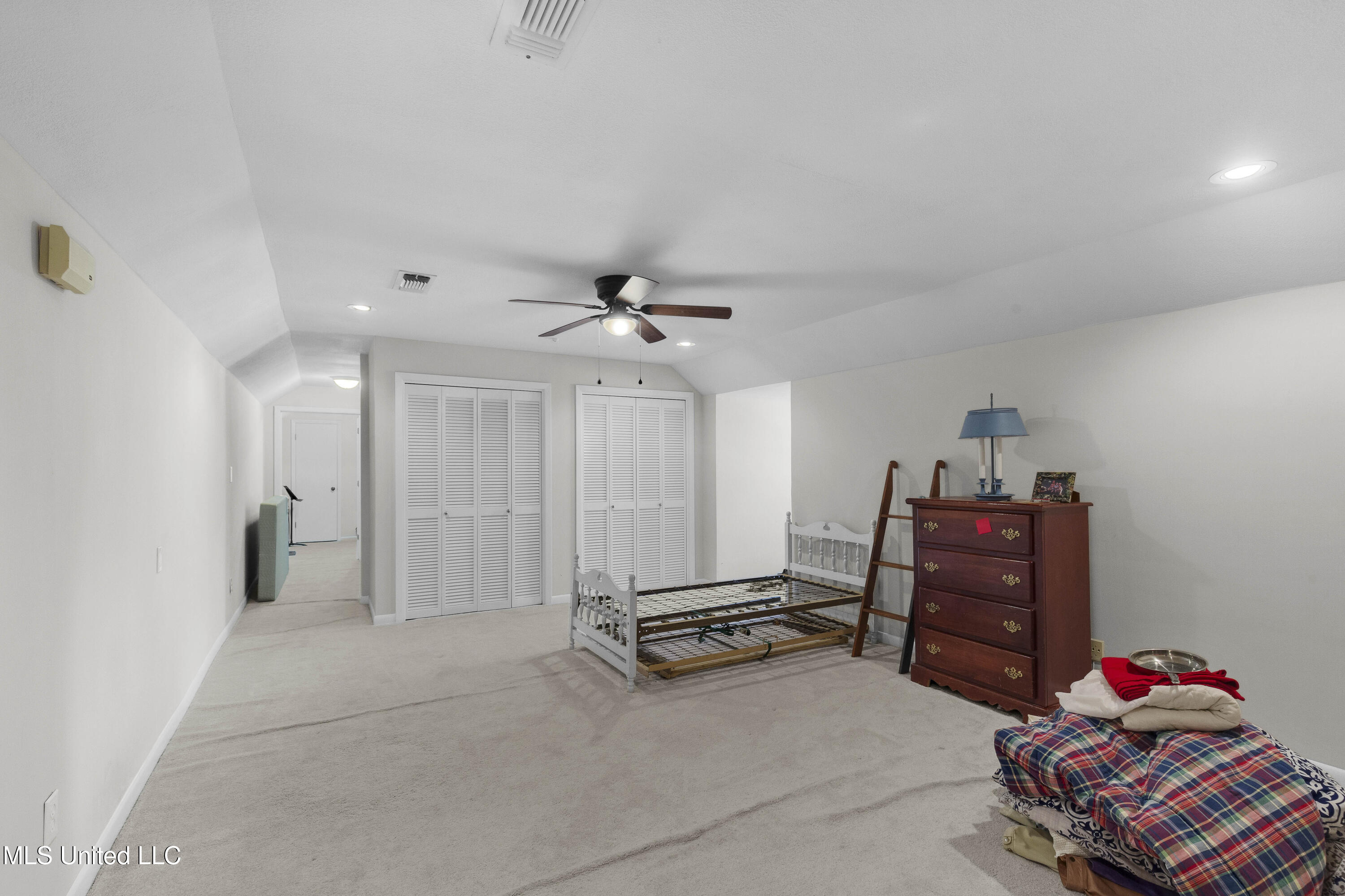 102 Creekwood Drive Property Photo 55