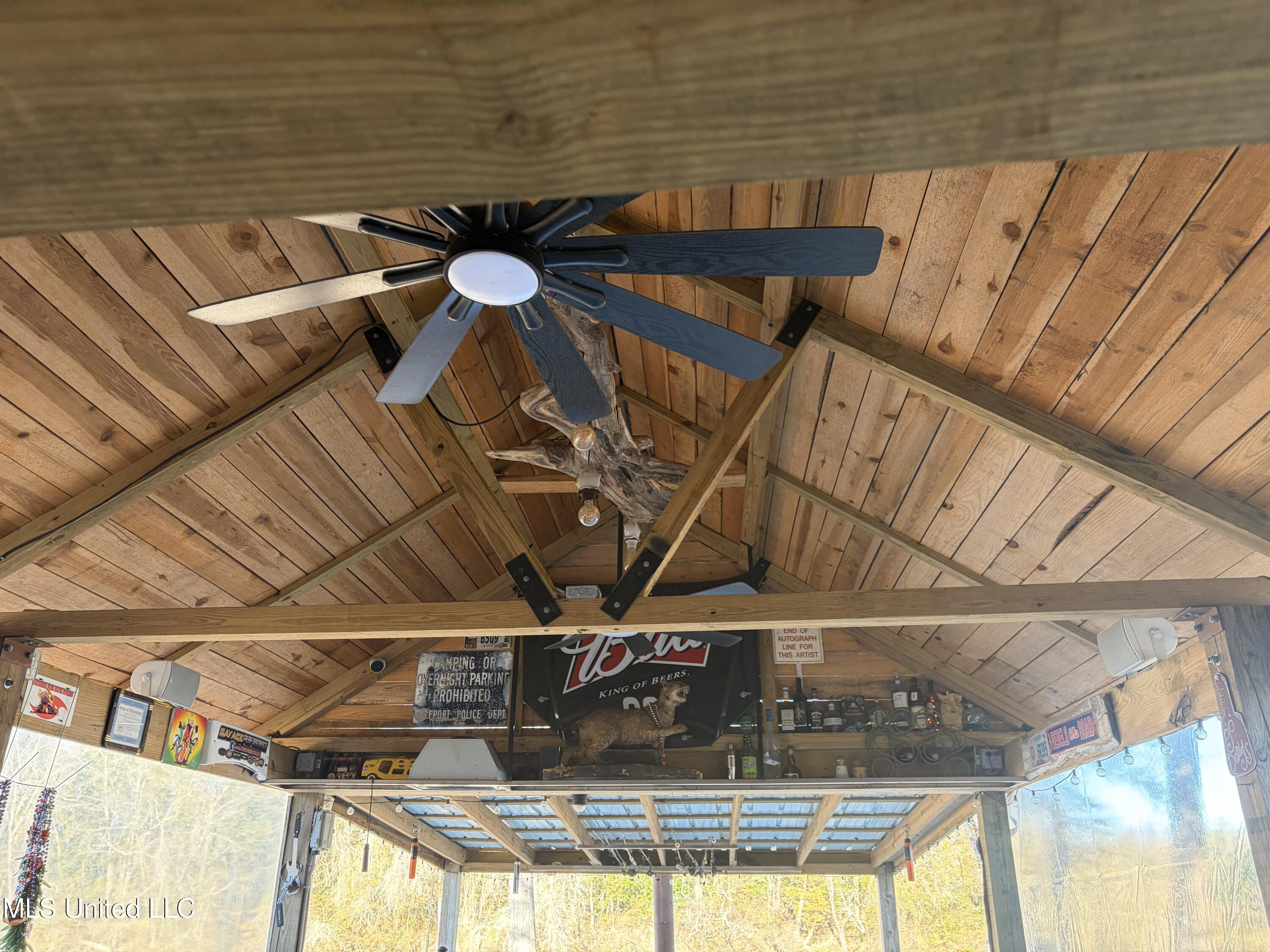 Nhn River Road Property Photo 15