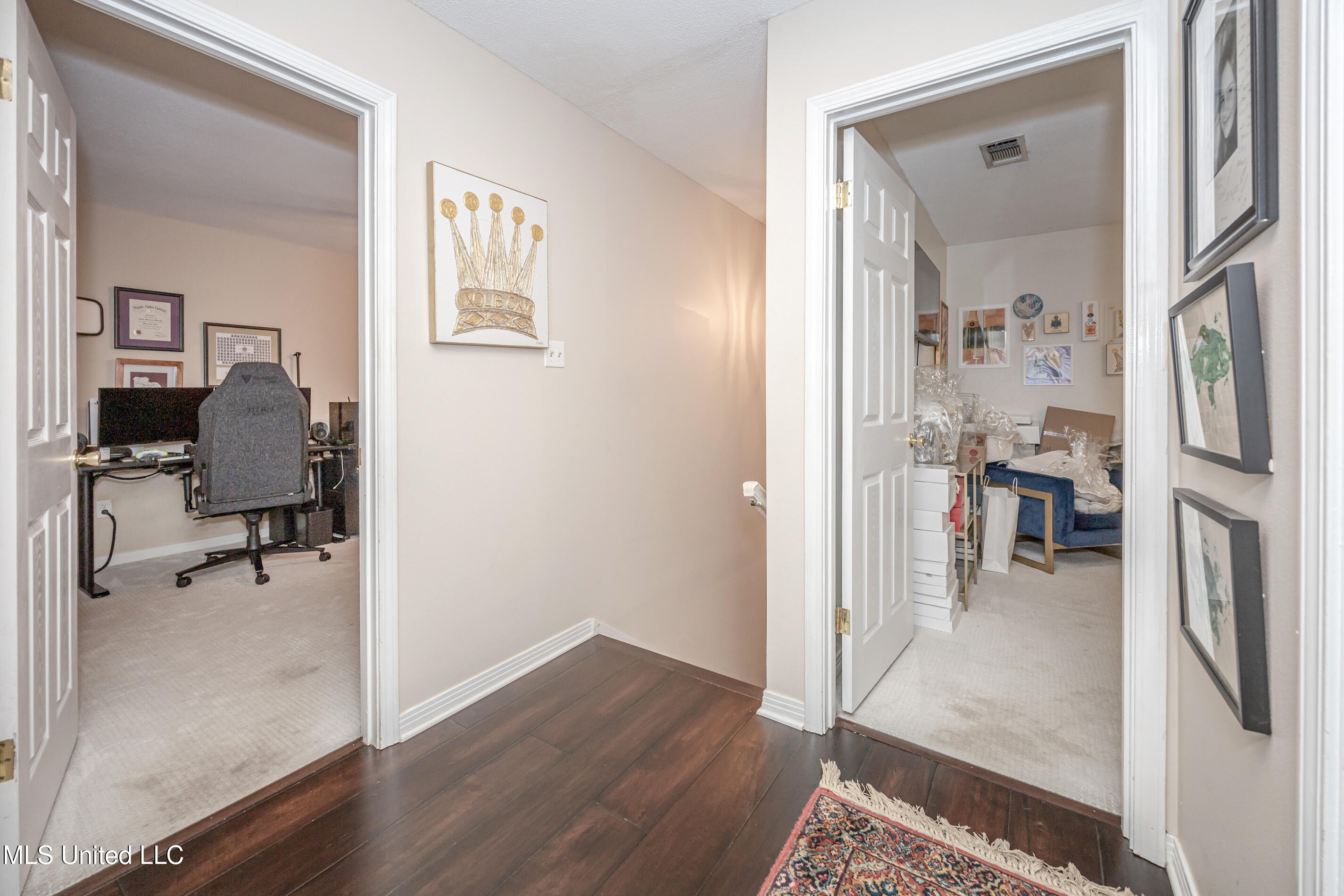 910 Warren Street Property Photo 42