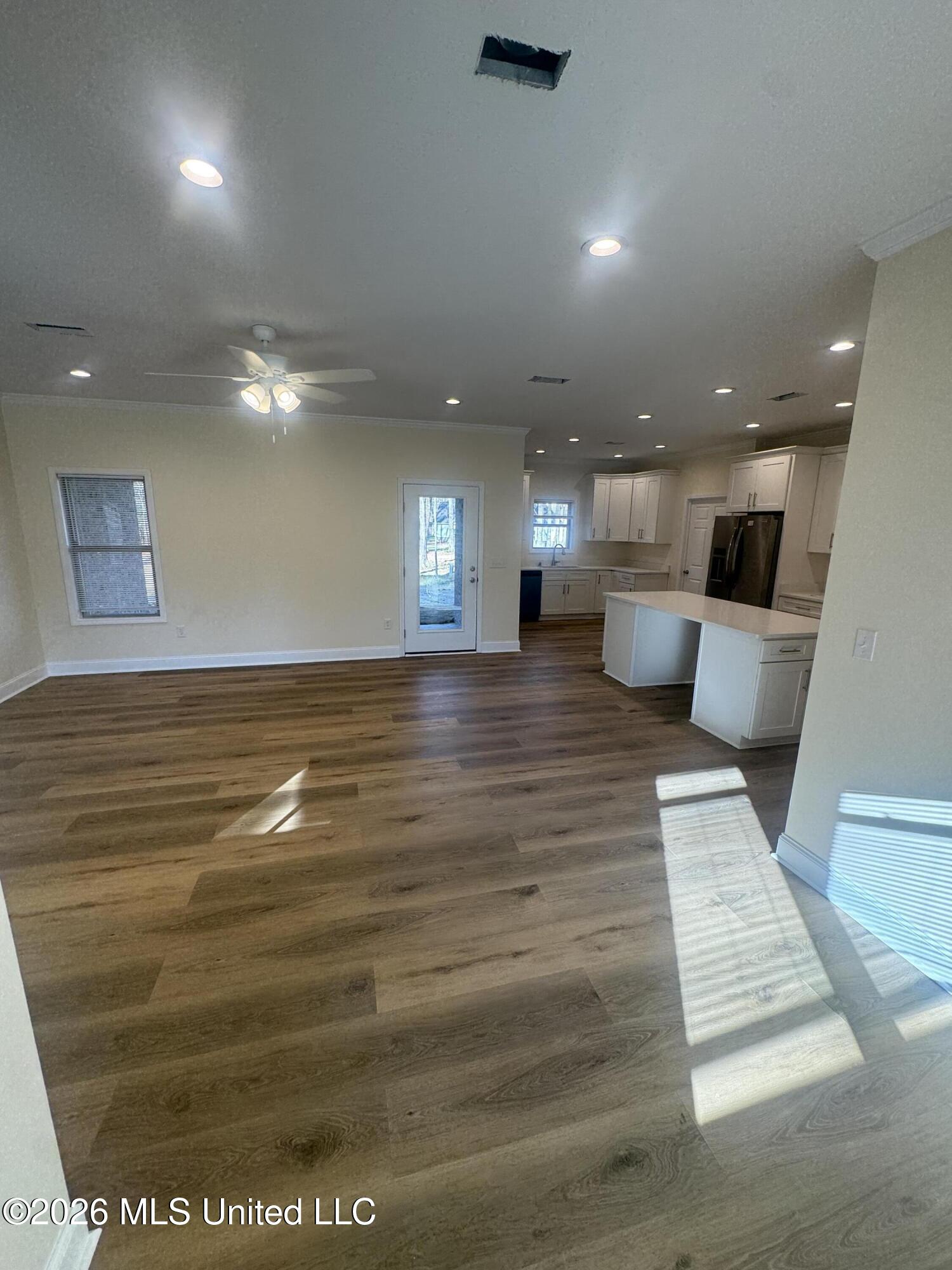 5252 Skylark Drive Property Photo 5