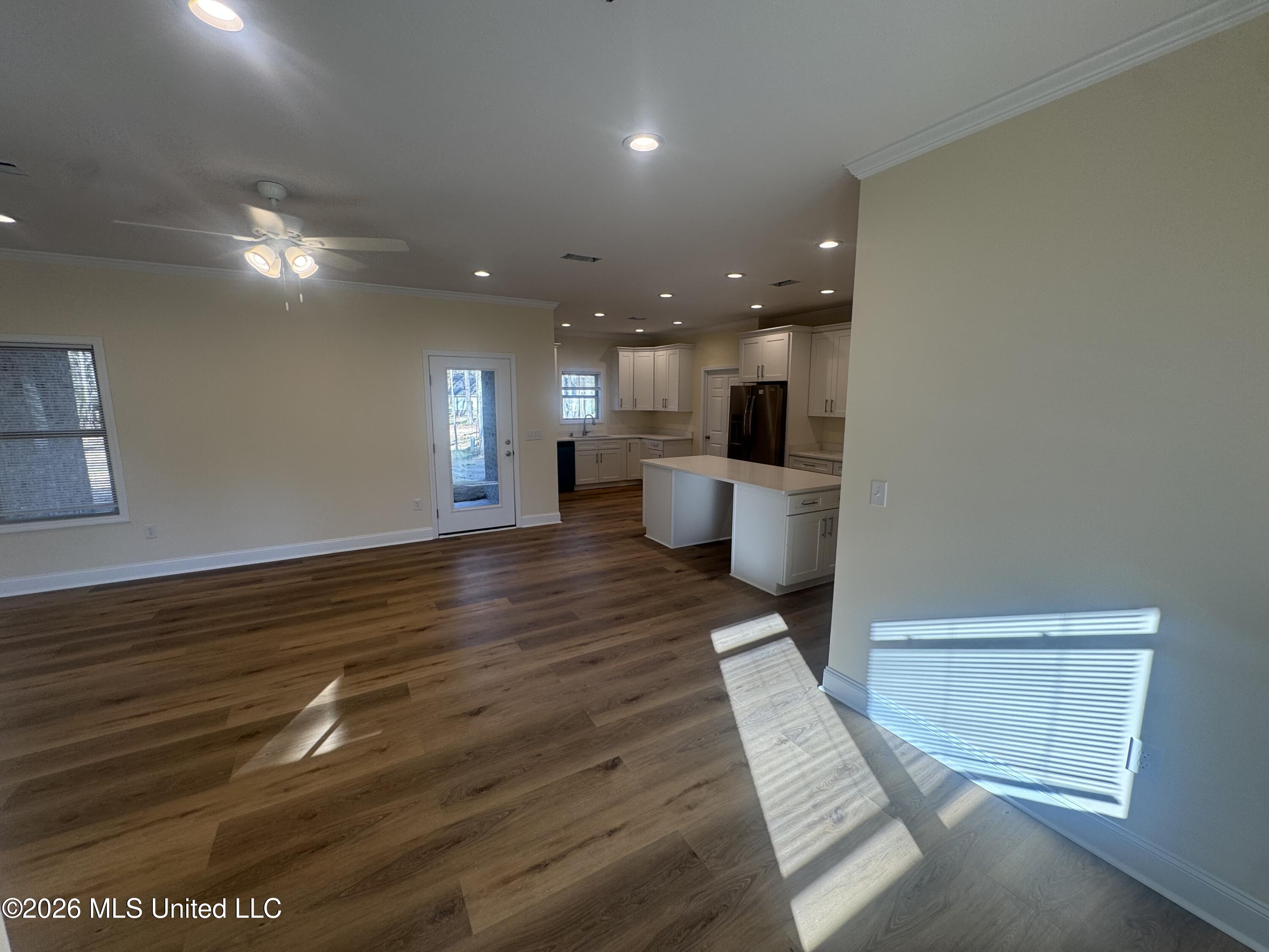 5252 Skylark Drive Property Photo 6