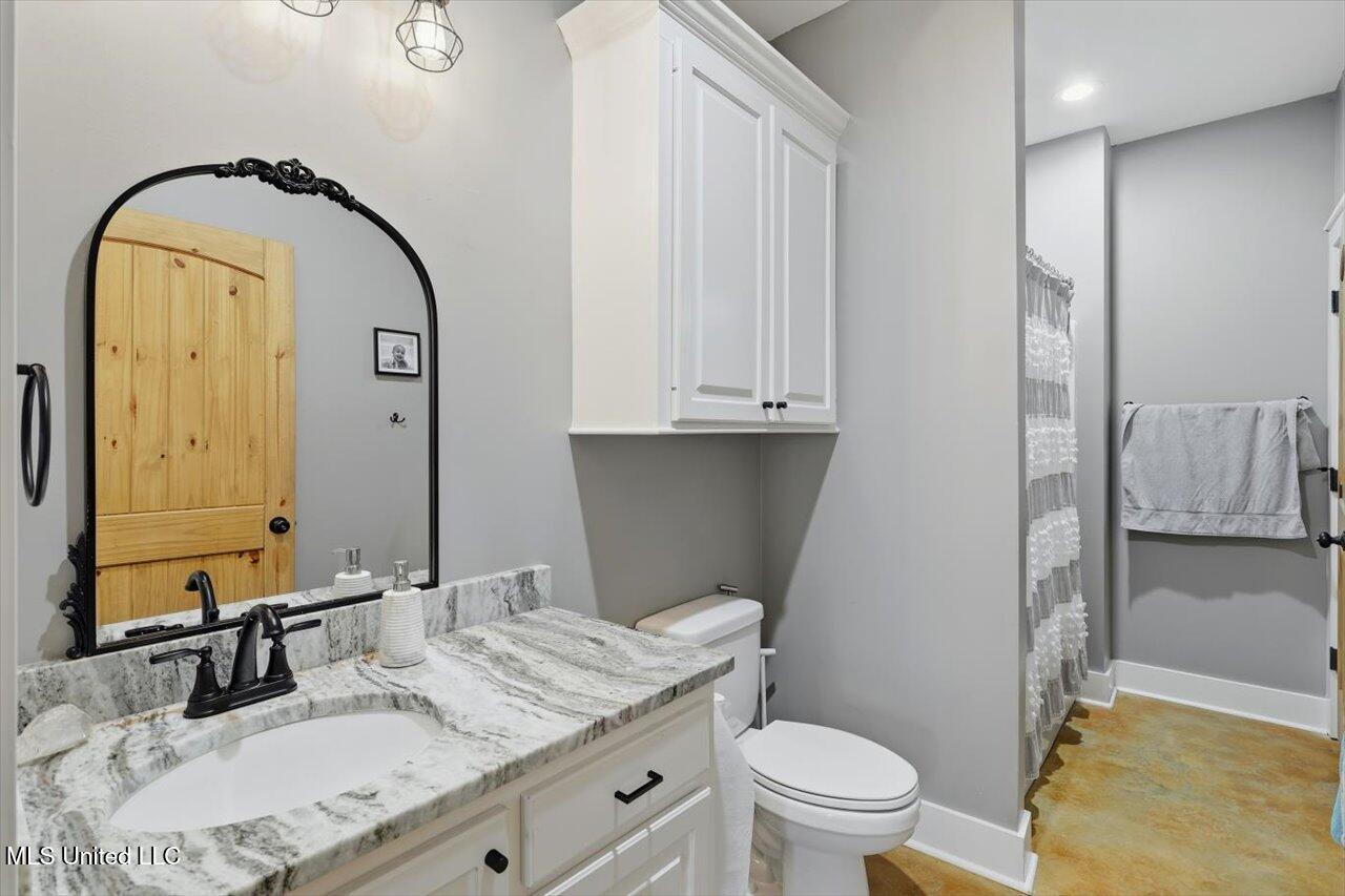 389 Moss Road Property Photo 25