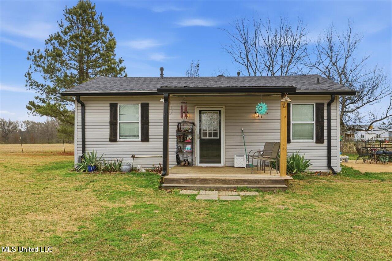 389 Moss Road Property Photo 43