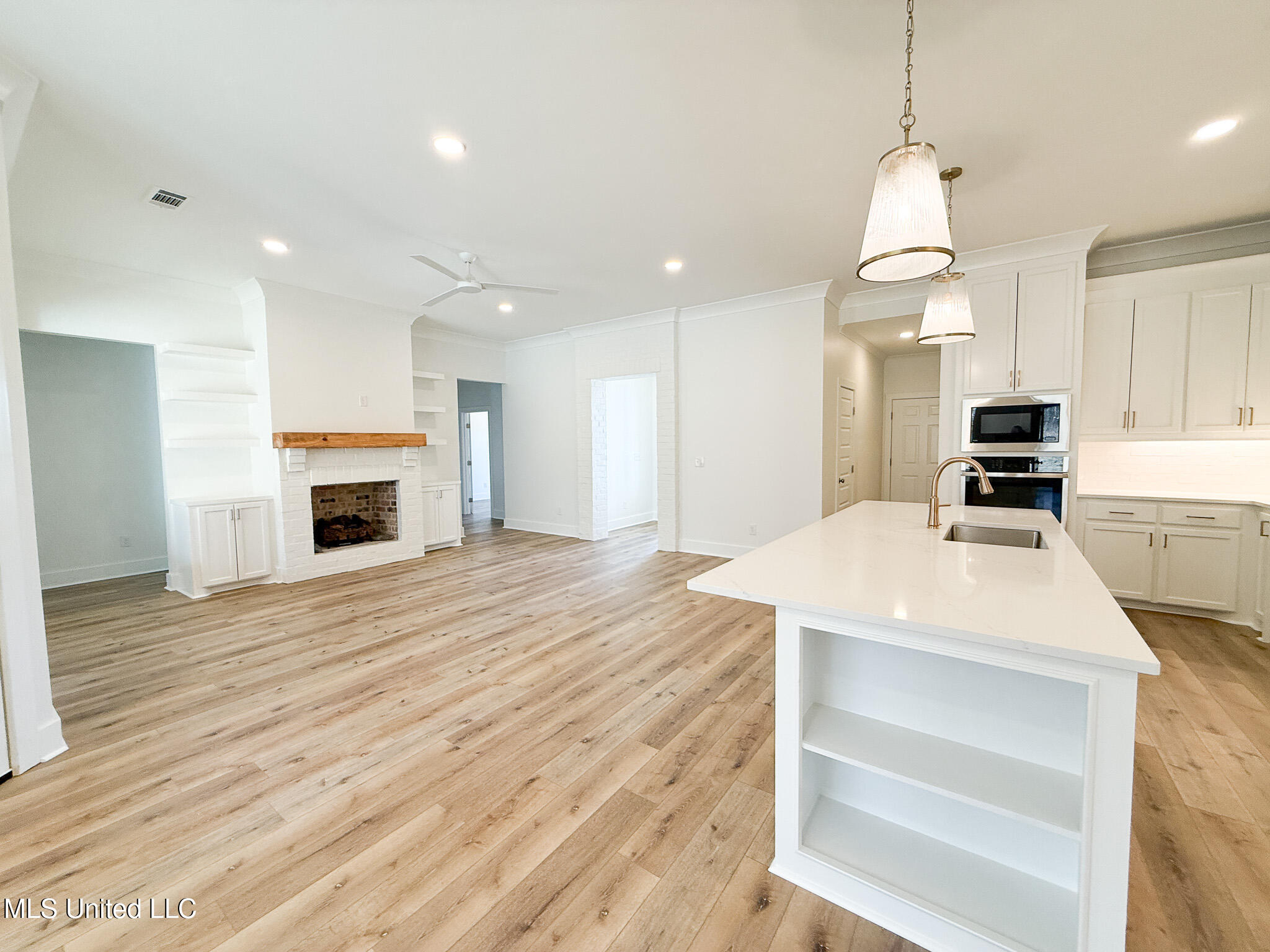 346 Oakville Circle Property Photo 13