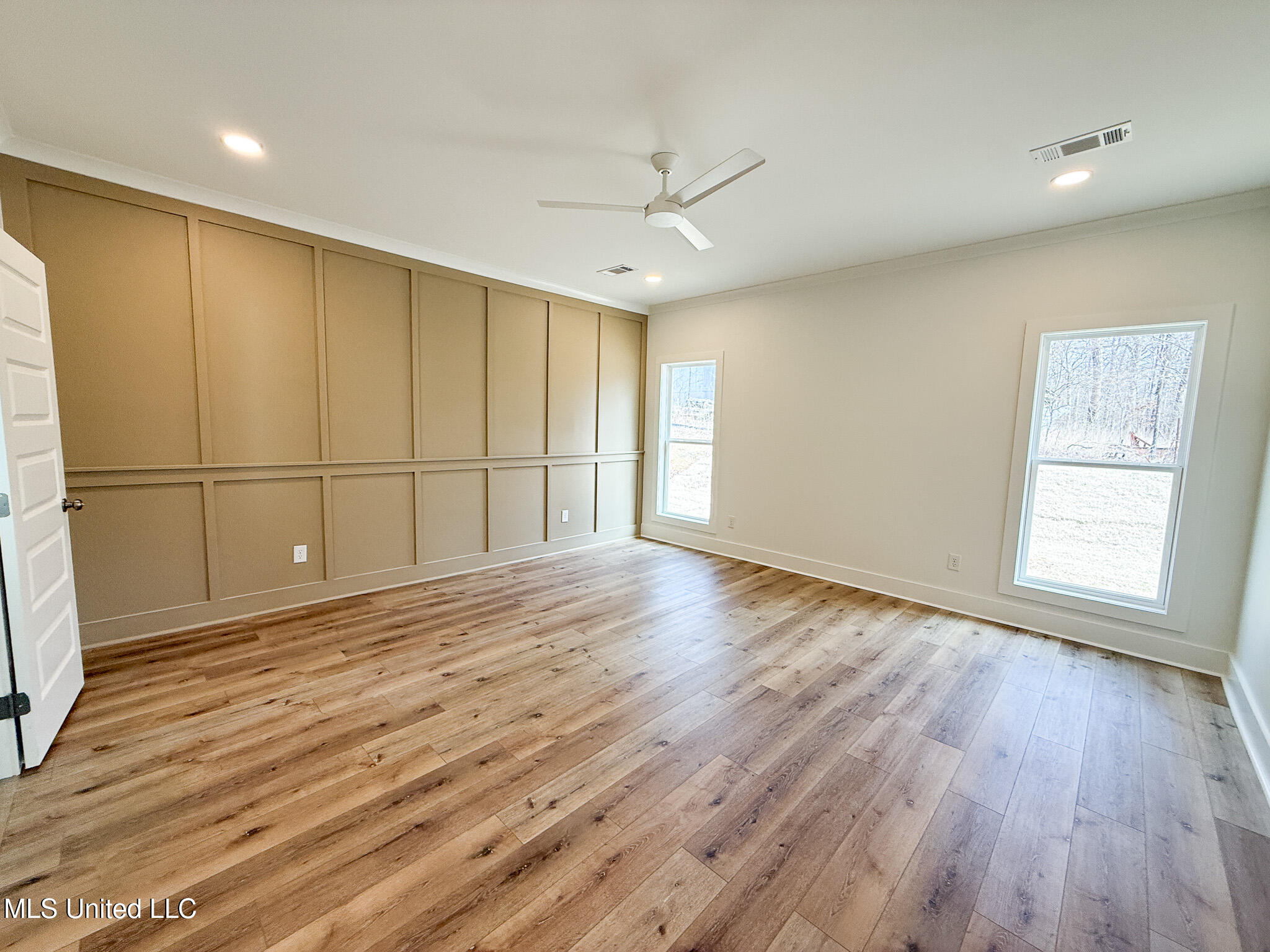 346 Oakville Circle Property Photo 14