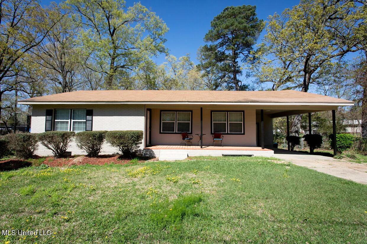 282 Marilyn Drive Property Photo 1