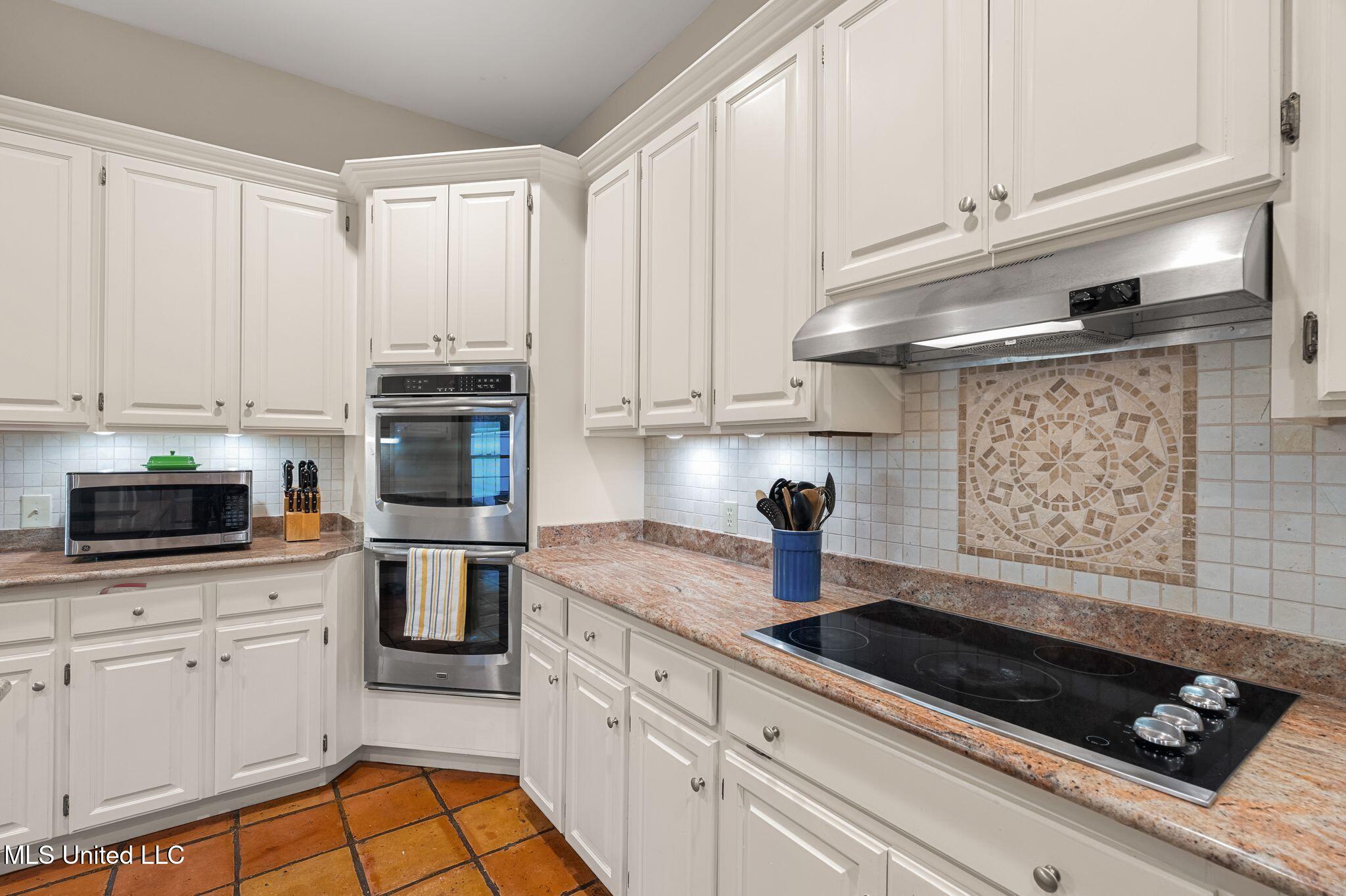 9 N Heron Cove Property Photo 21