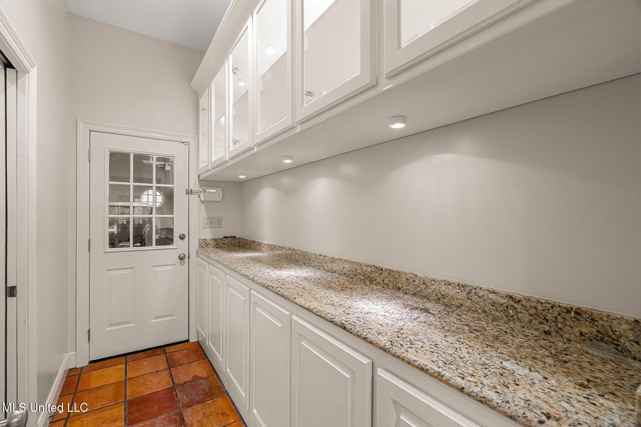 9 N Heron Cove Property Photo 24