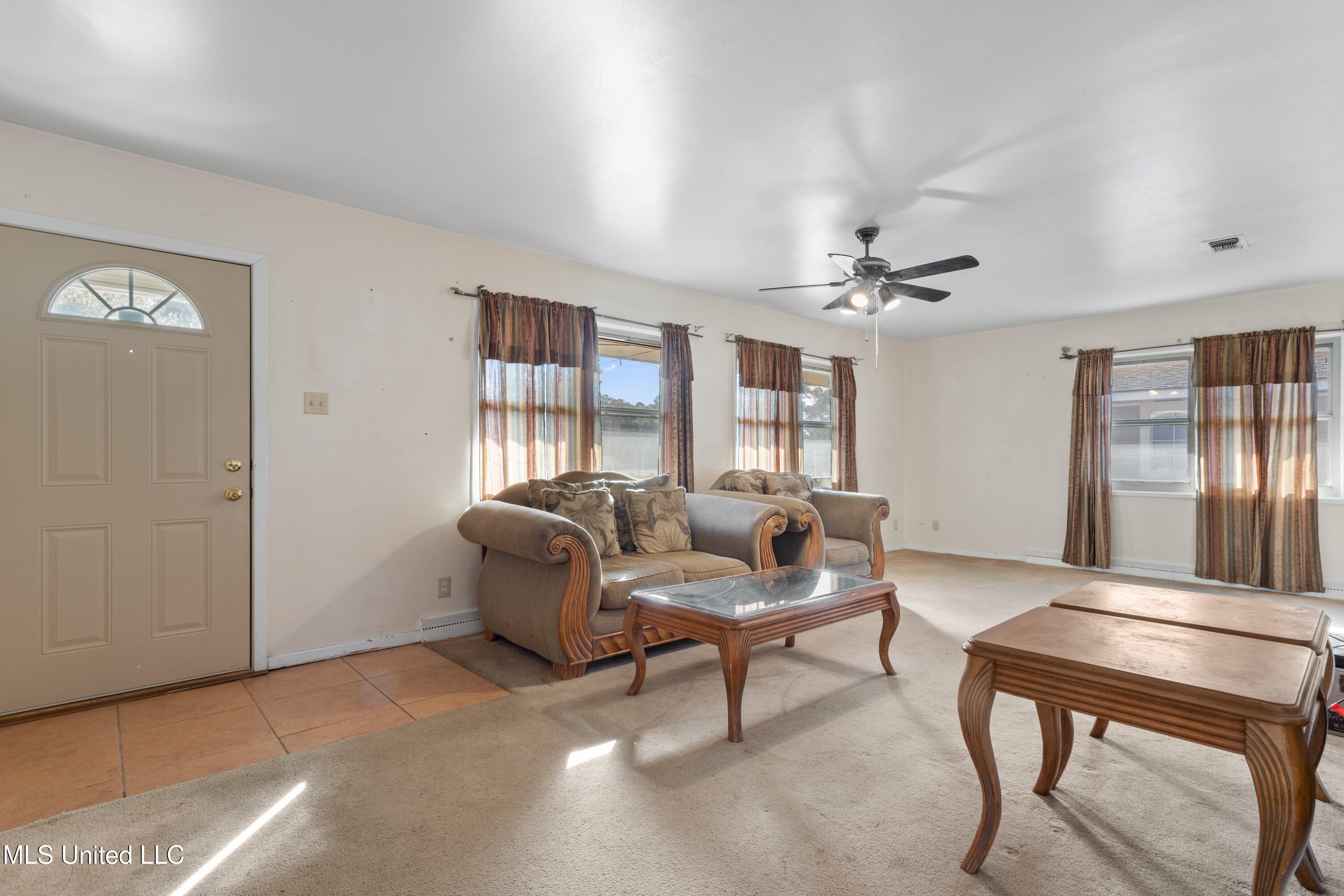 4111 Washington Avenue Property Photo 4