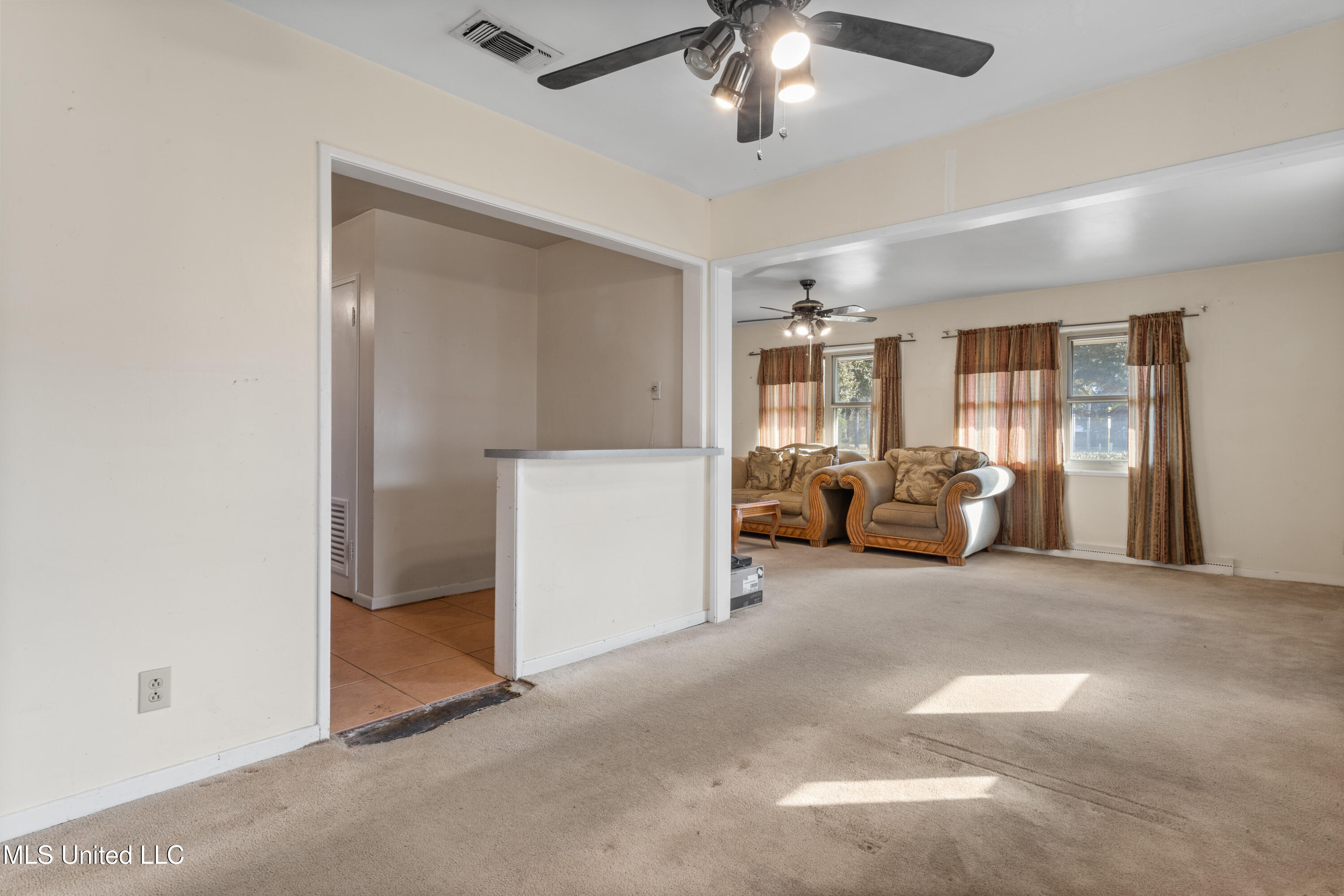 4111 Washington Avenue Property Photo 7