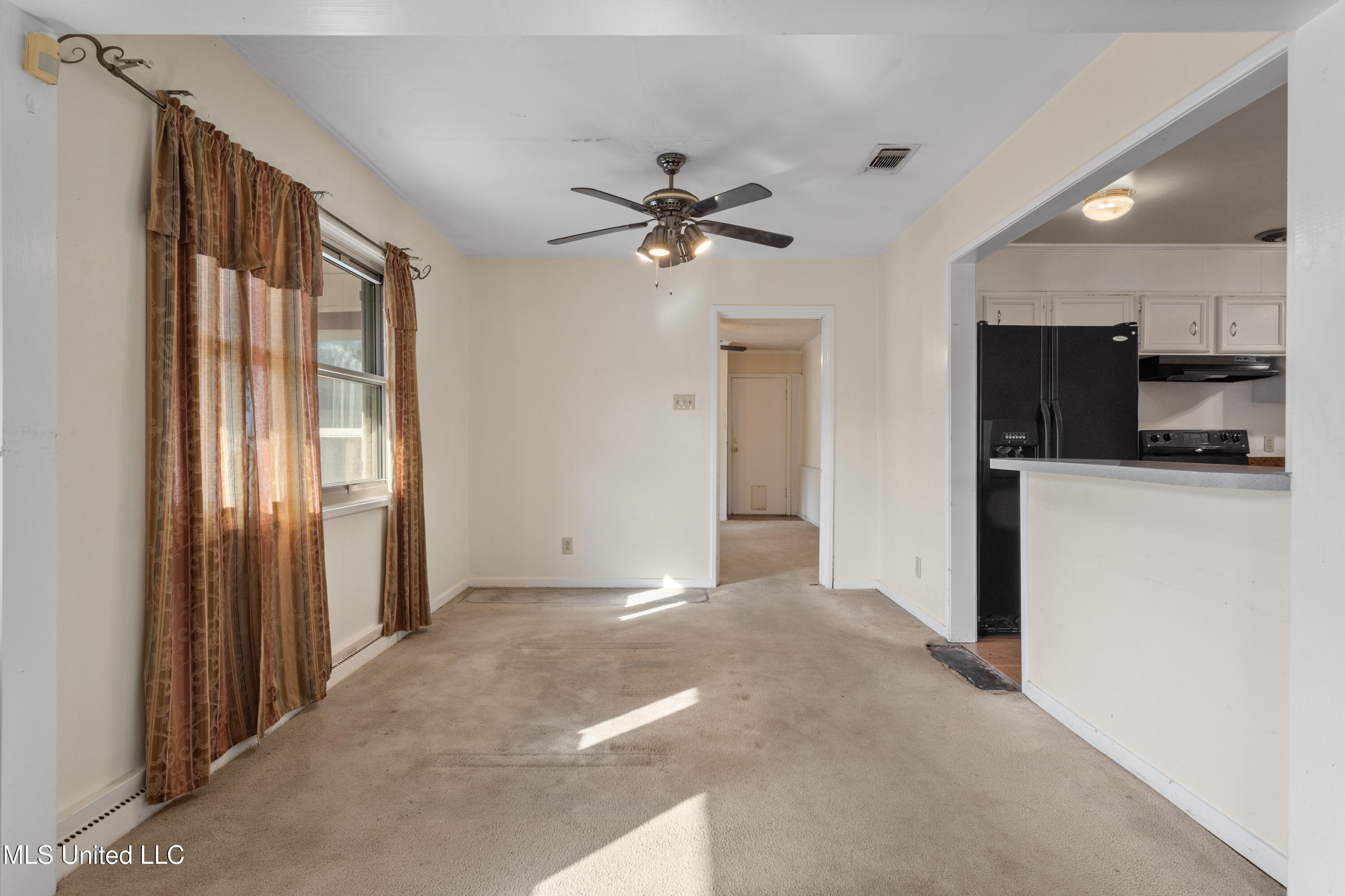 4111 Washington Avenue Property Photo 8