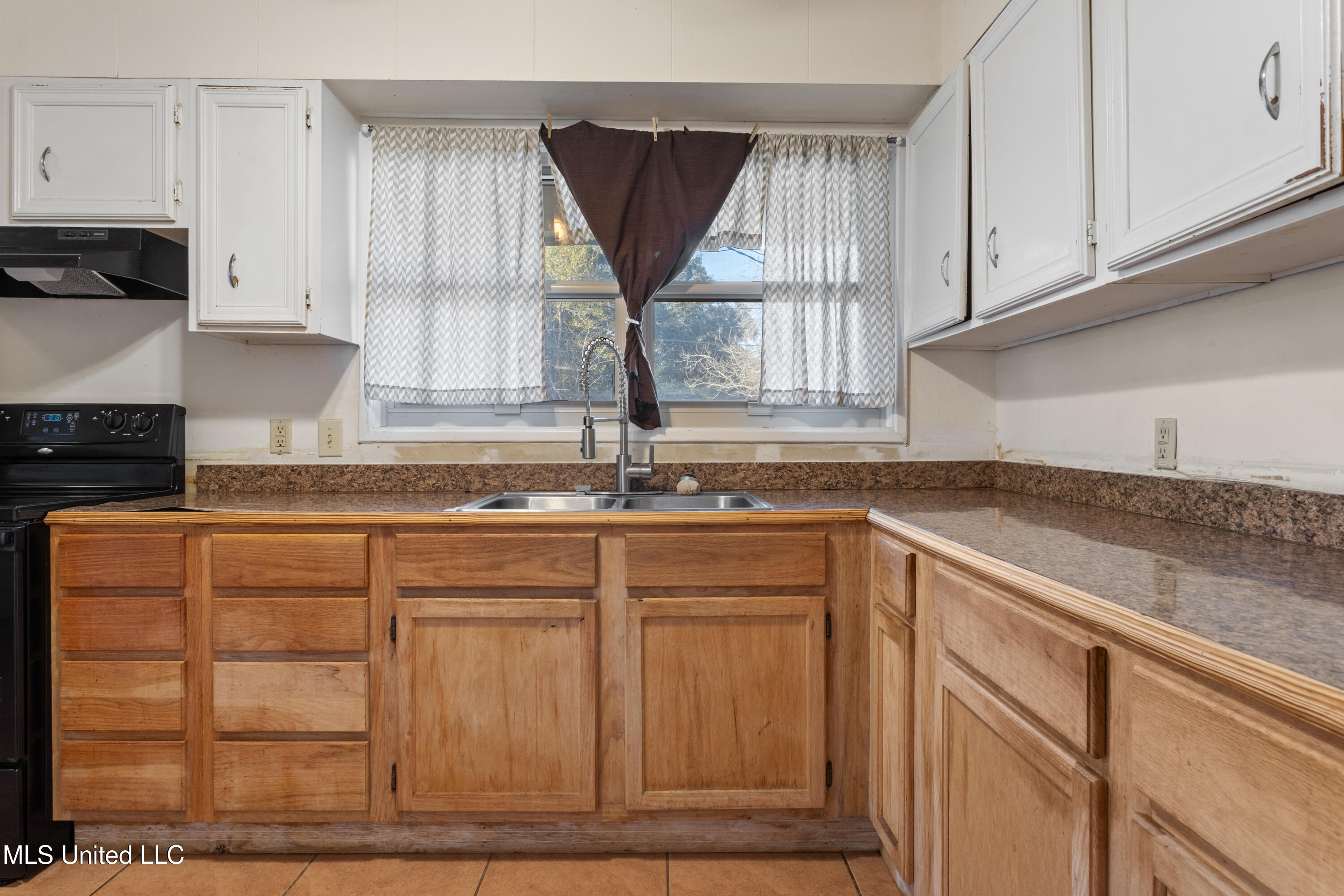 4111 Washington Avenue Property Photo 12
