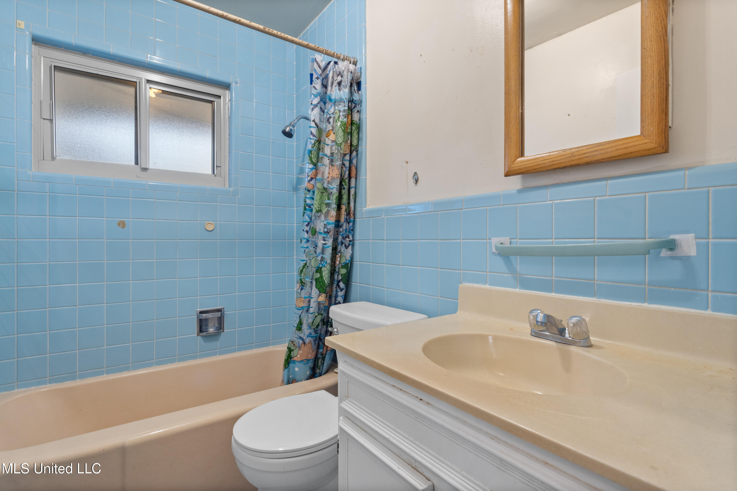 4111 Washington Avenue Property Photo 19