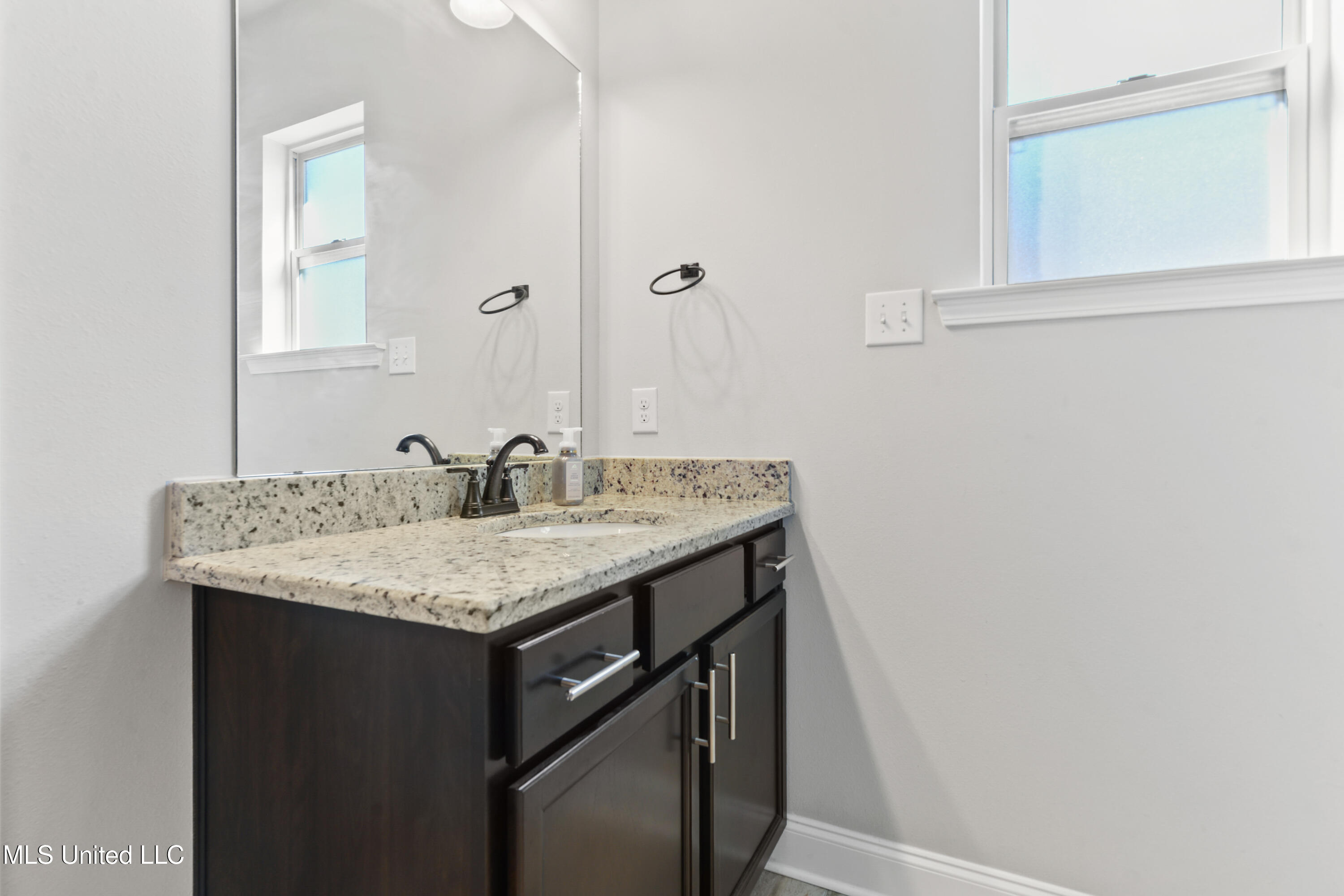 836 Reunion Place Circle Property Photo 14