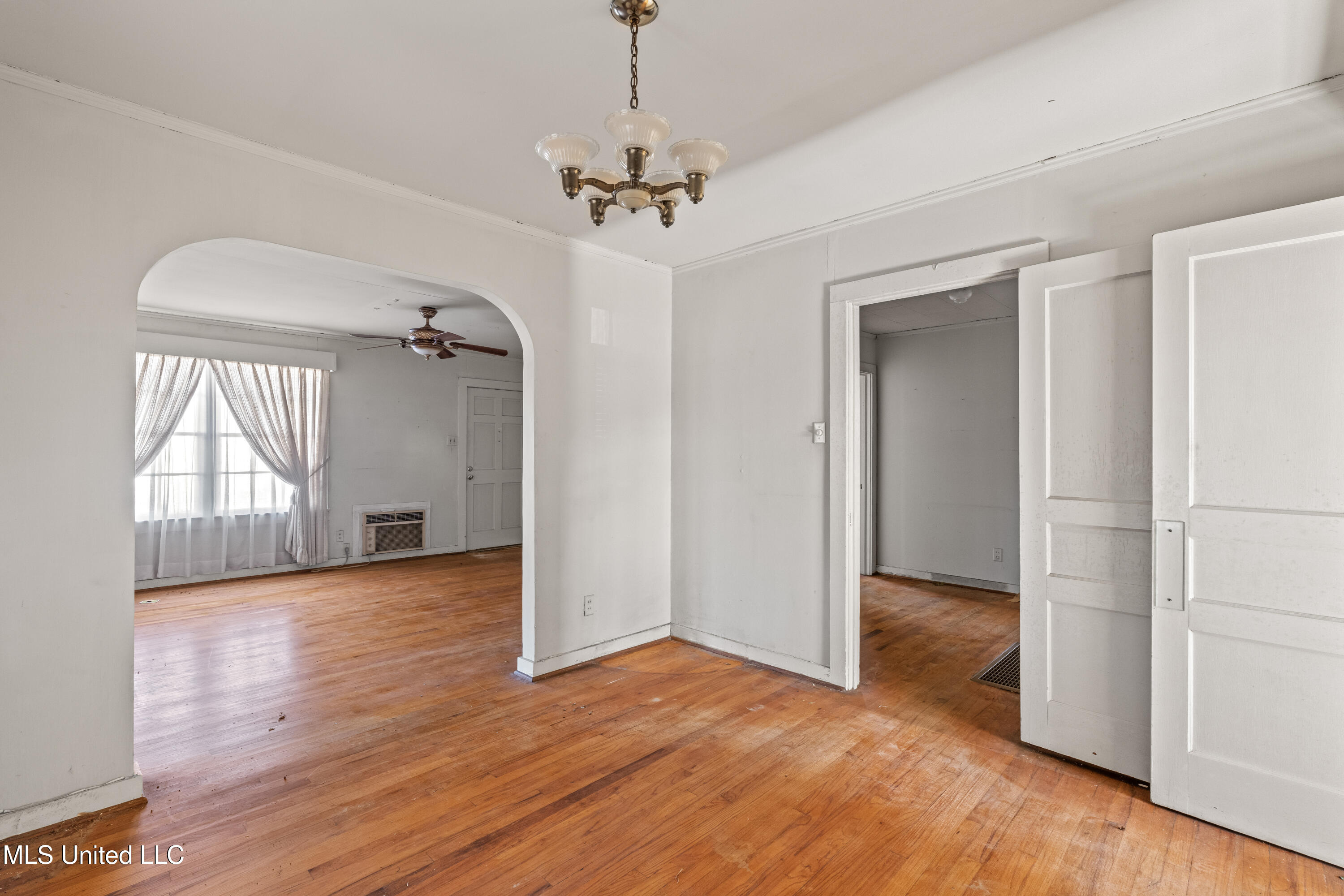 902 Court Street Property Photo 12