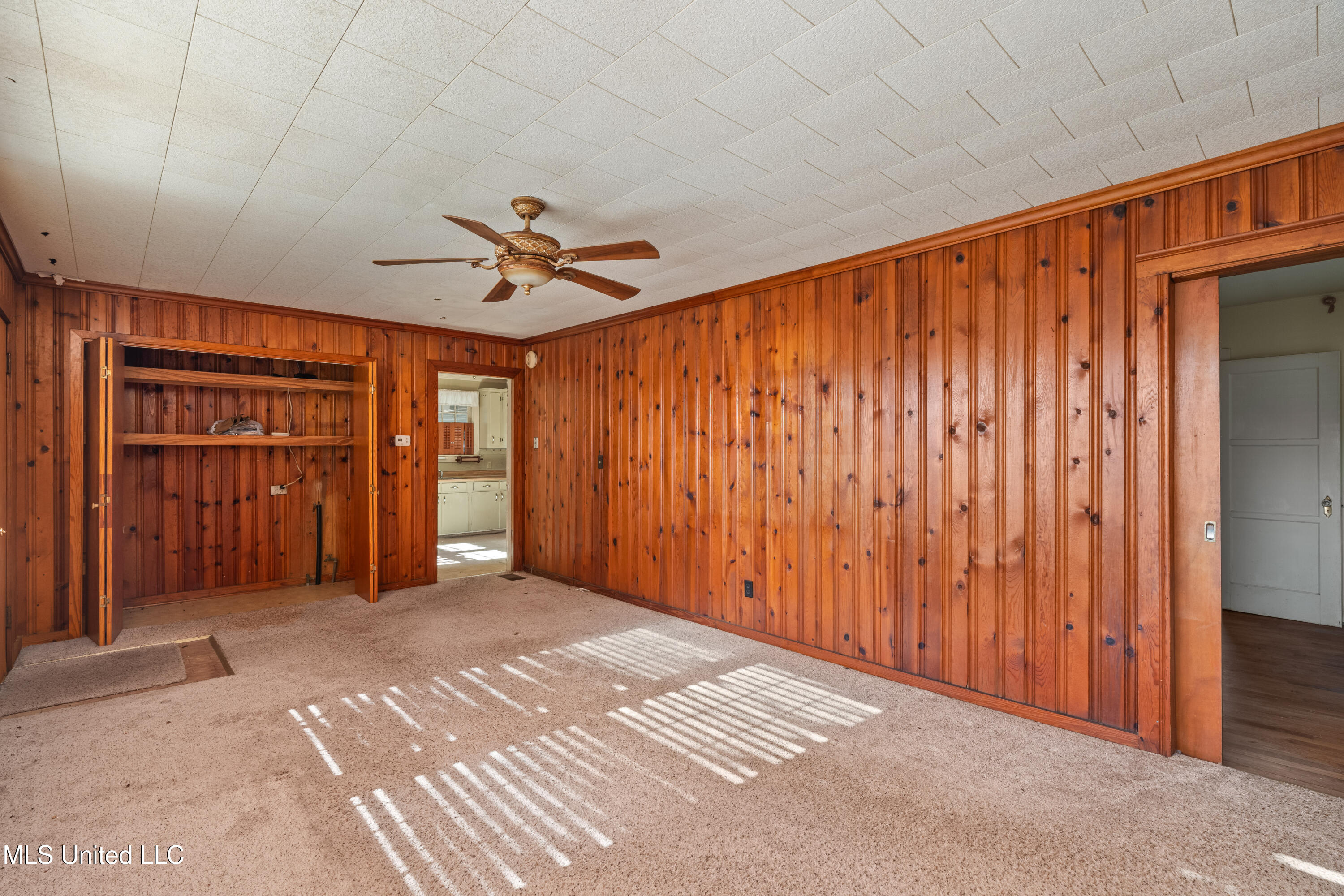 902 Court Street Property Photo 17