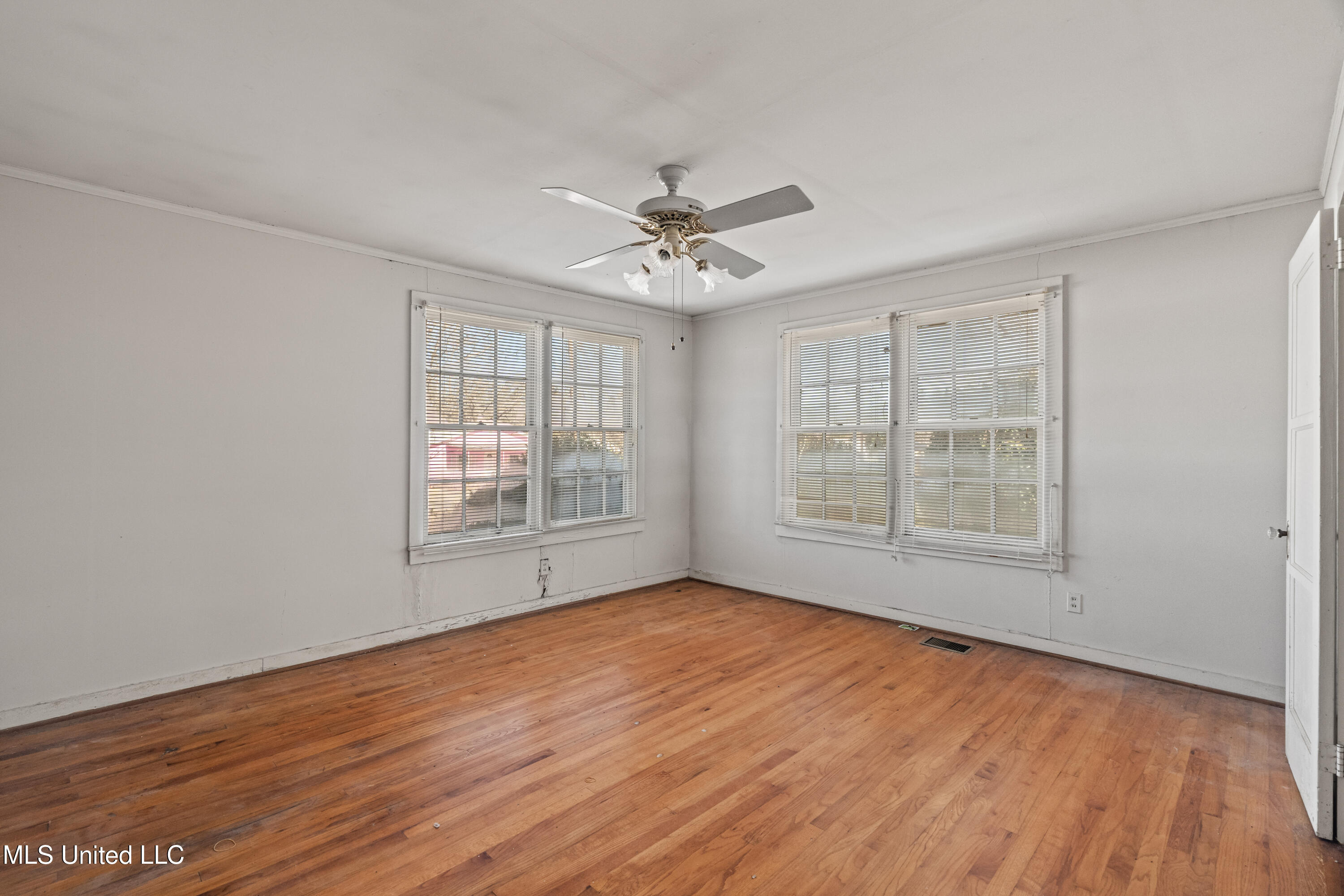 902 Court Street Property Photo 24