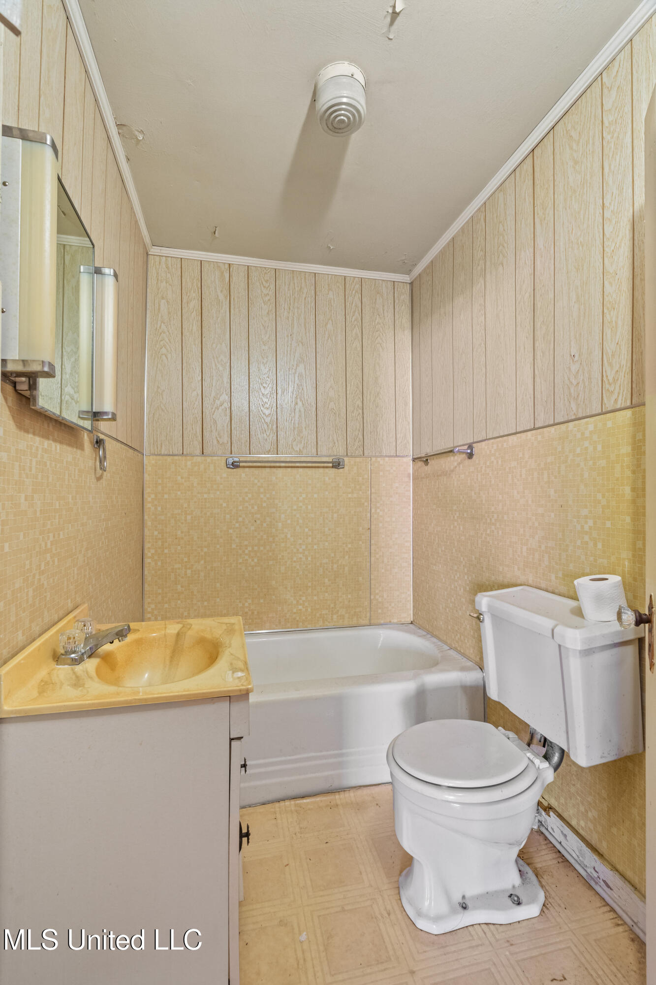 902 Court Street Property Photo 26
