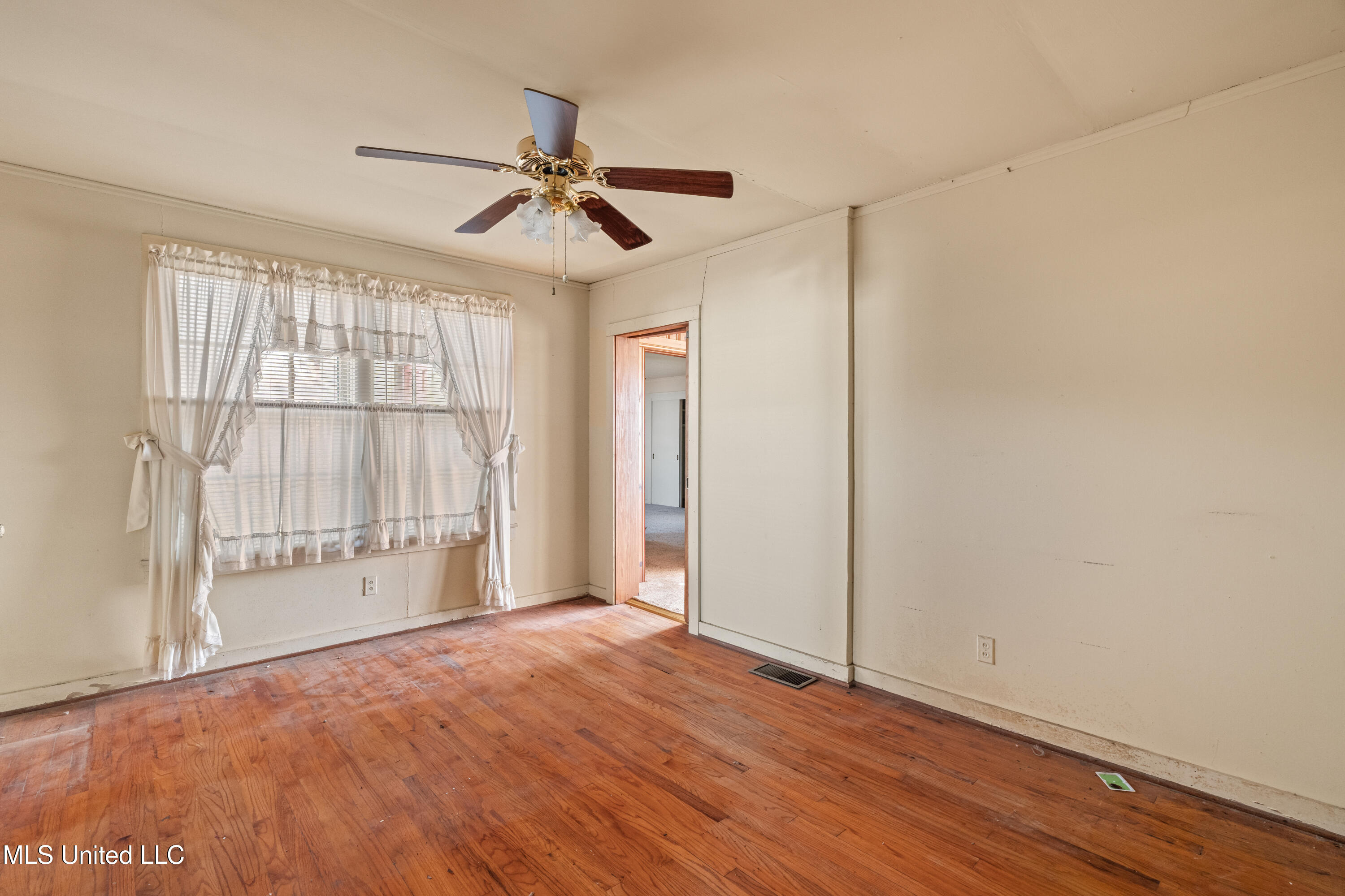 902 Court Street Property Photo 27