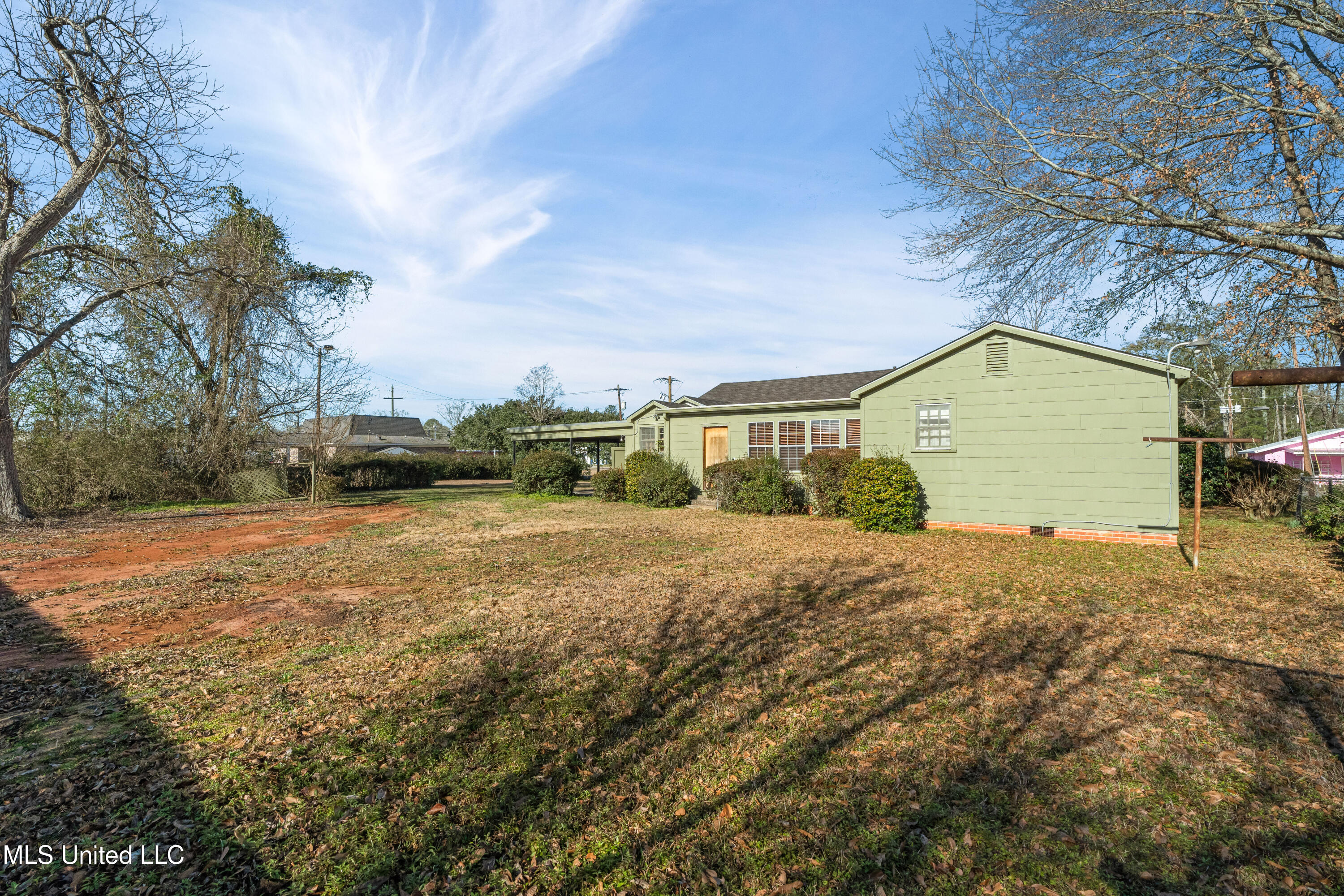 902 Court Street Property Photo 33