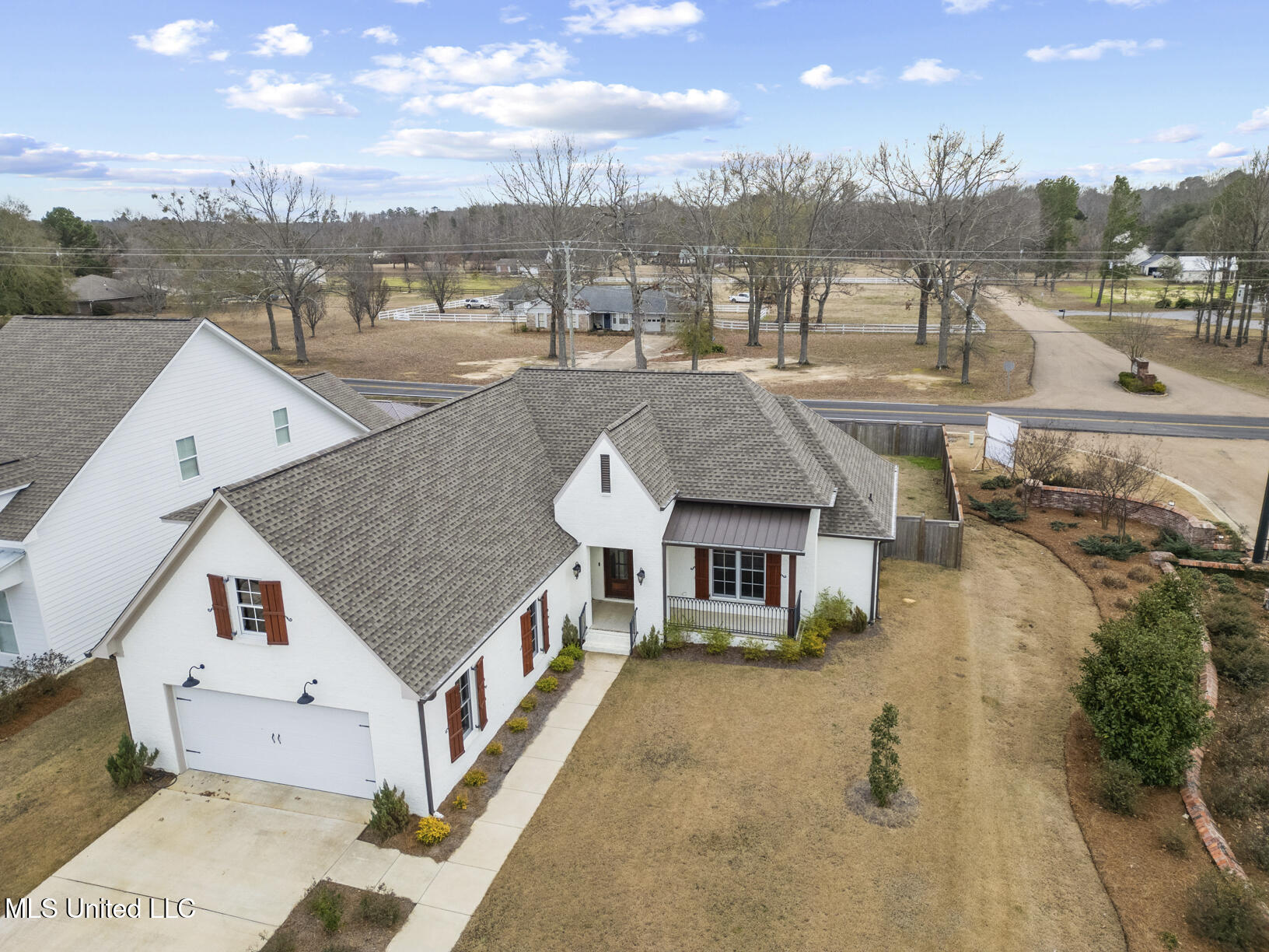 264 Arbor Trail Property Photo 8