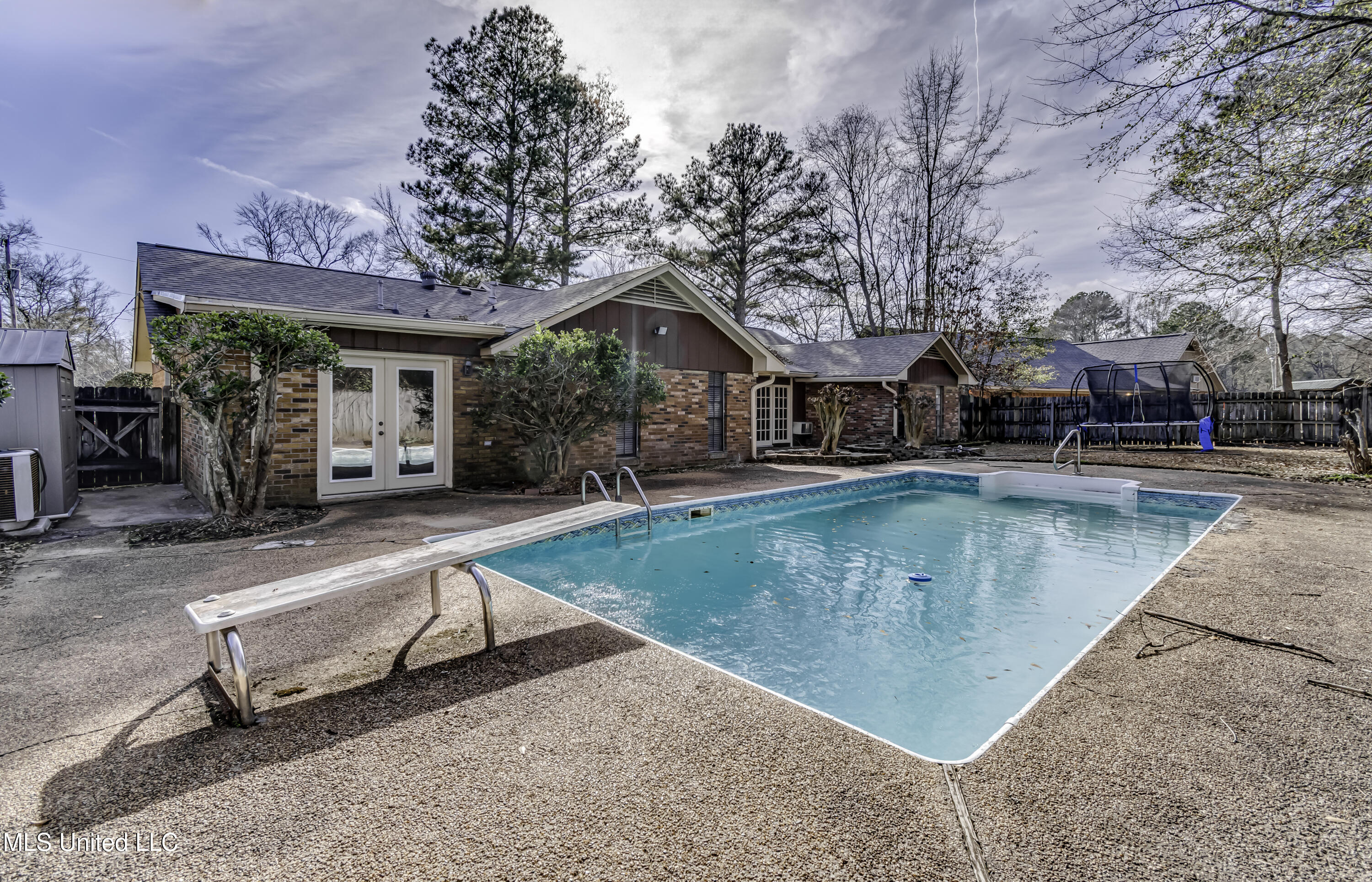 1422 Mossline Drive Property Photo 6
