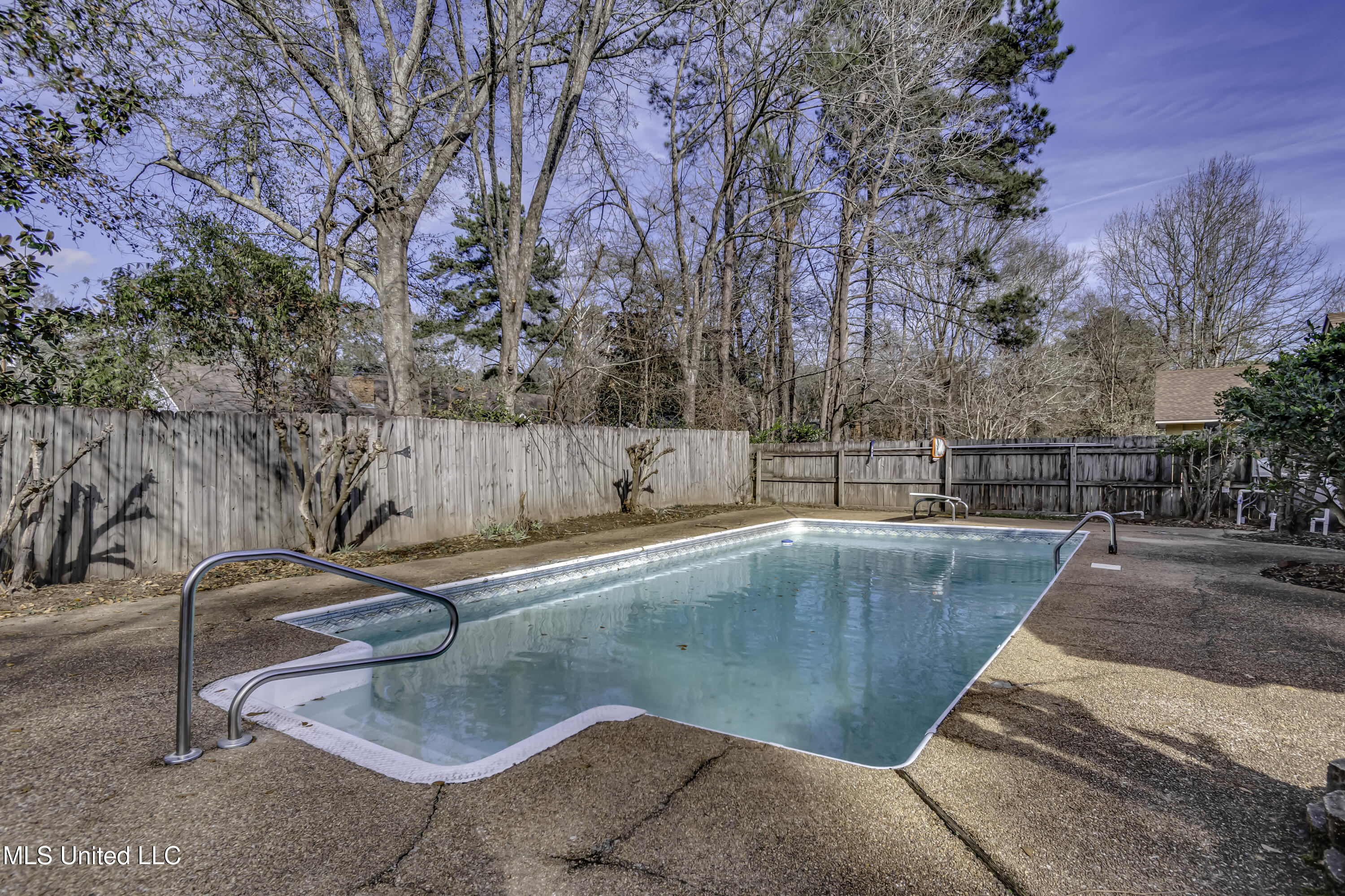 1422 Mossline Drive Property Photo 9