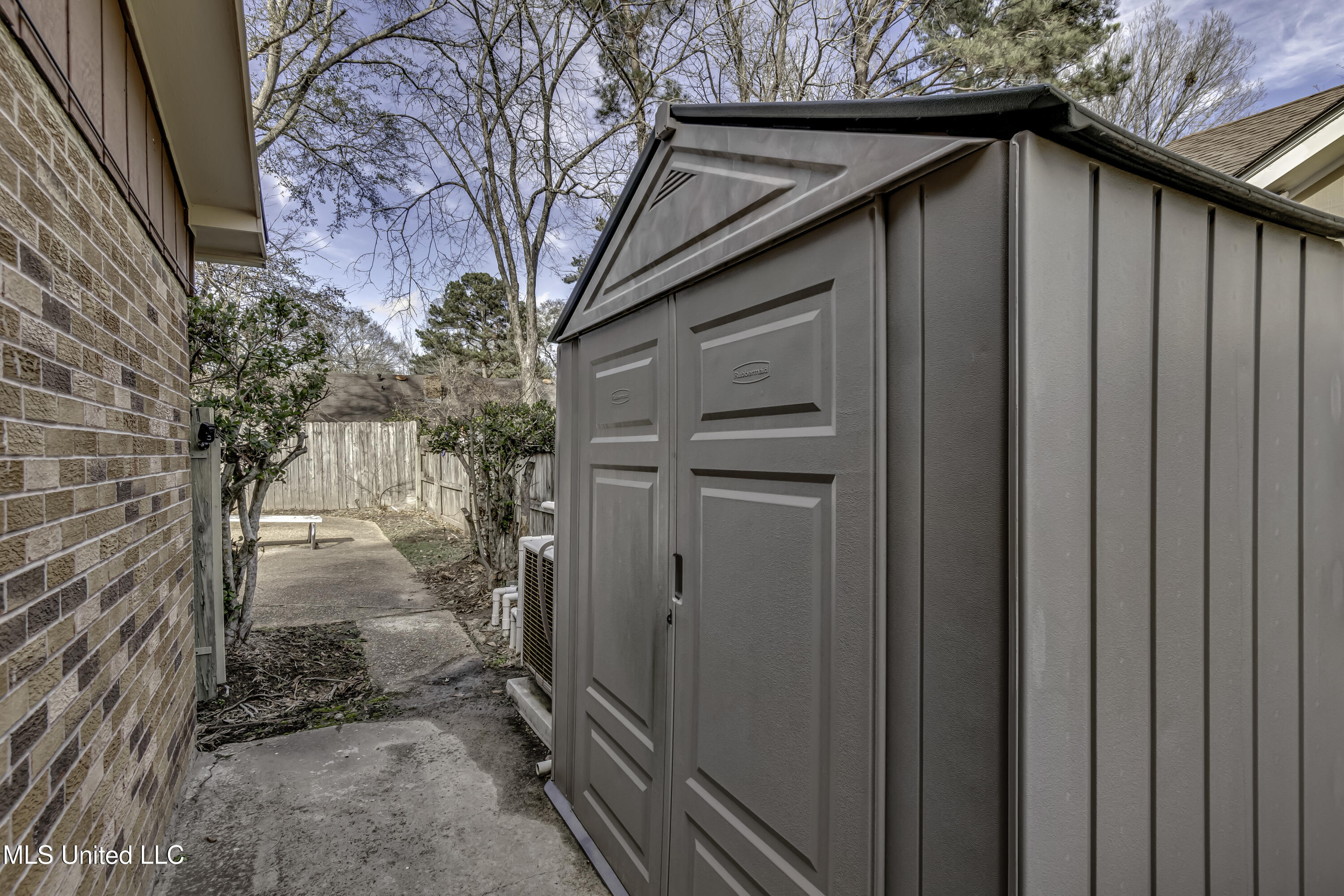 1422 Mossline Drive Property Photo 10