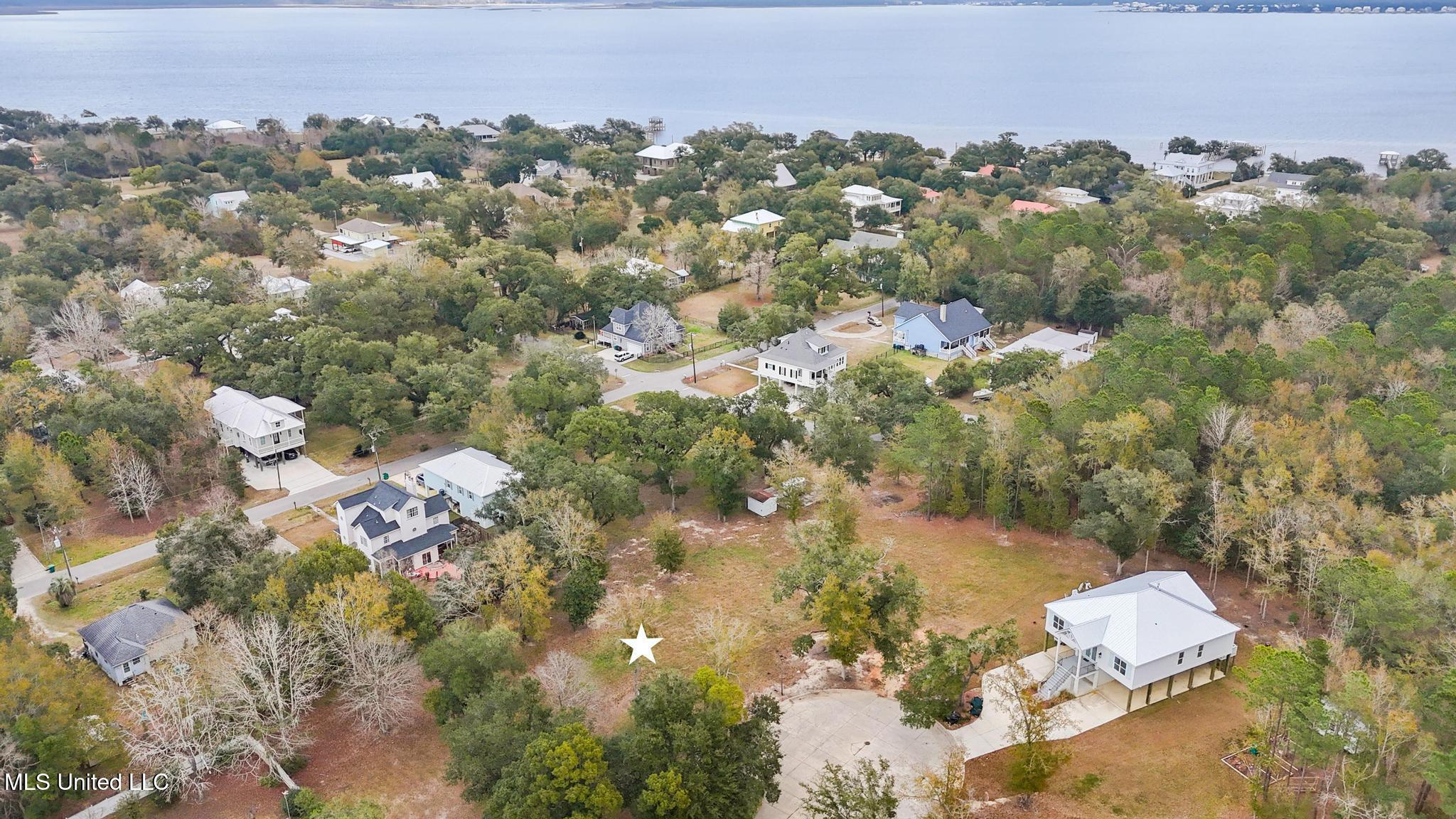 Oaks Boulevard Property Photo 4