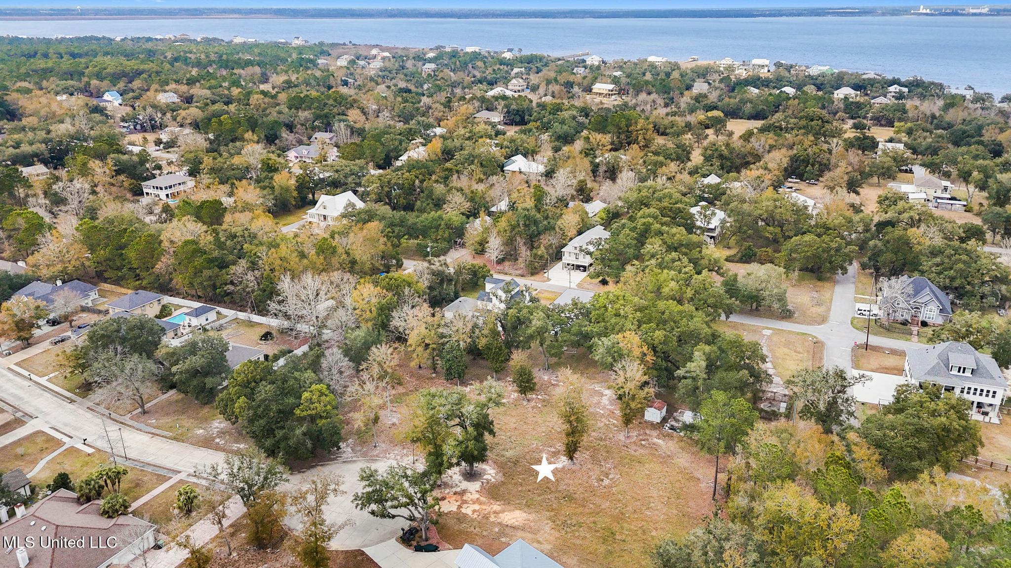 Oaks Boulevard Property Photo 5