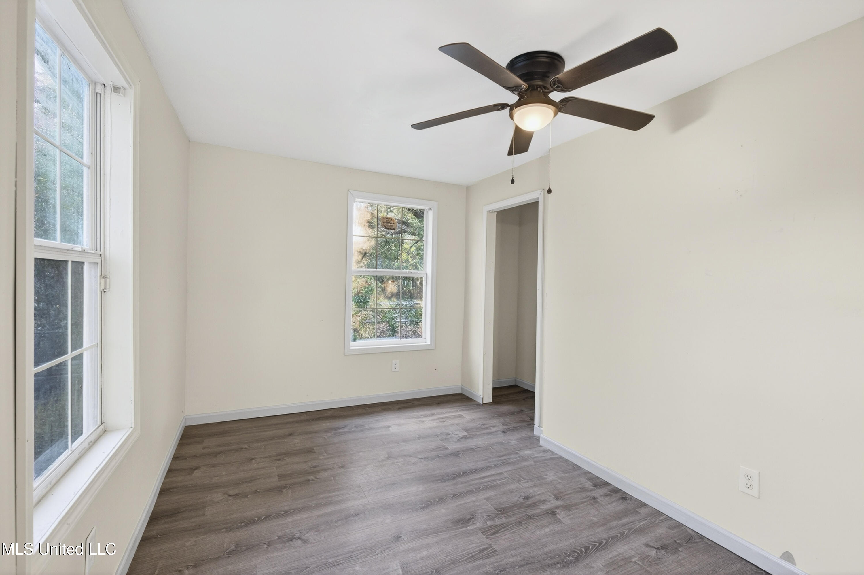 1505 R Dixie Avenue Property Photo 16